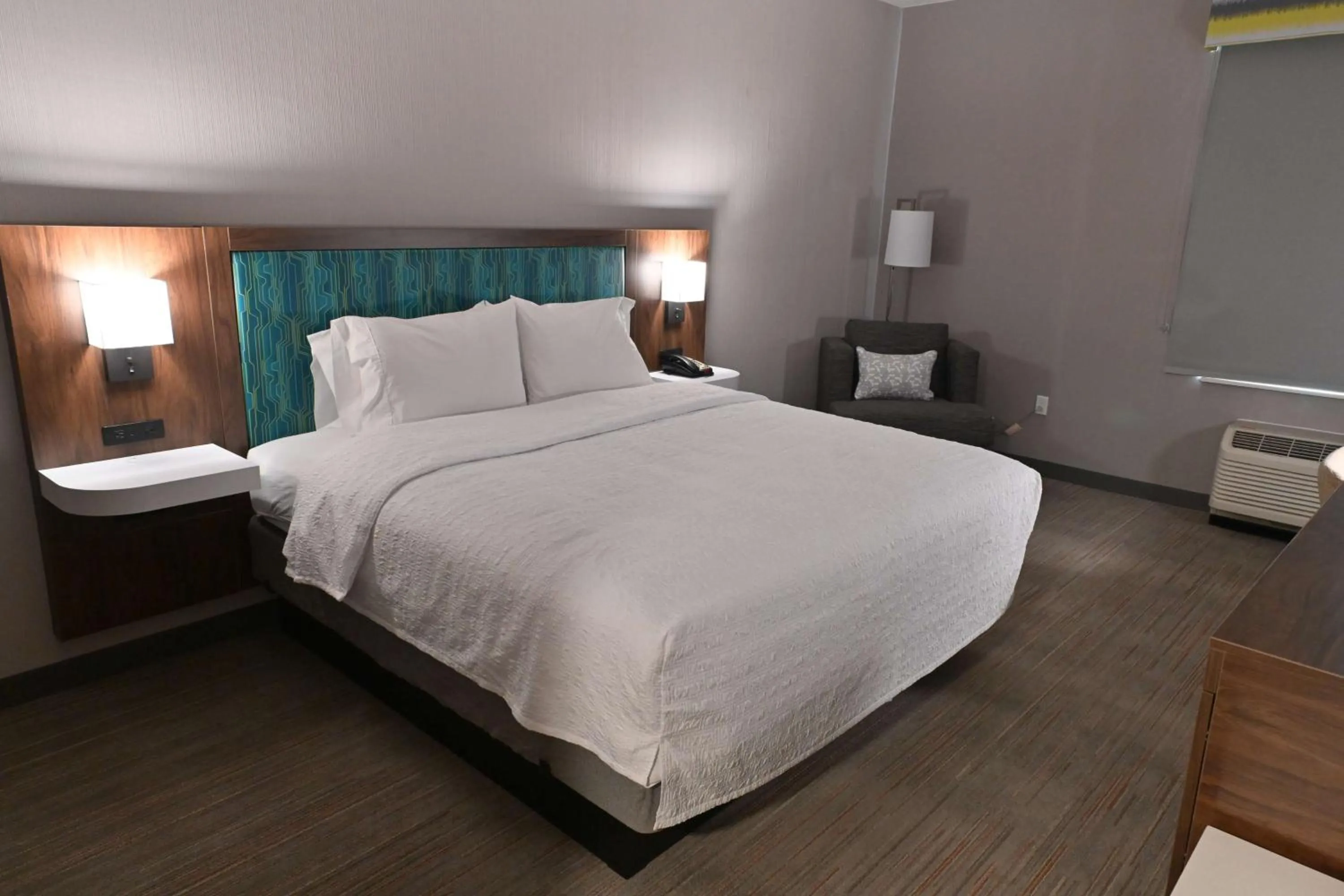 Bed in Hampton Inn Milpitas