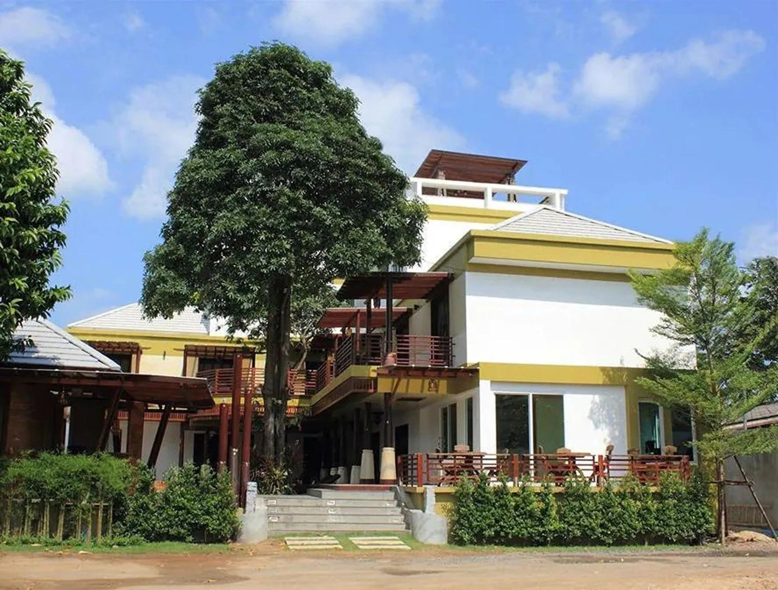 Property building in Suanmali Samui