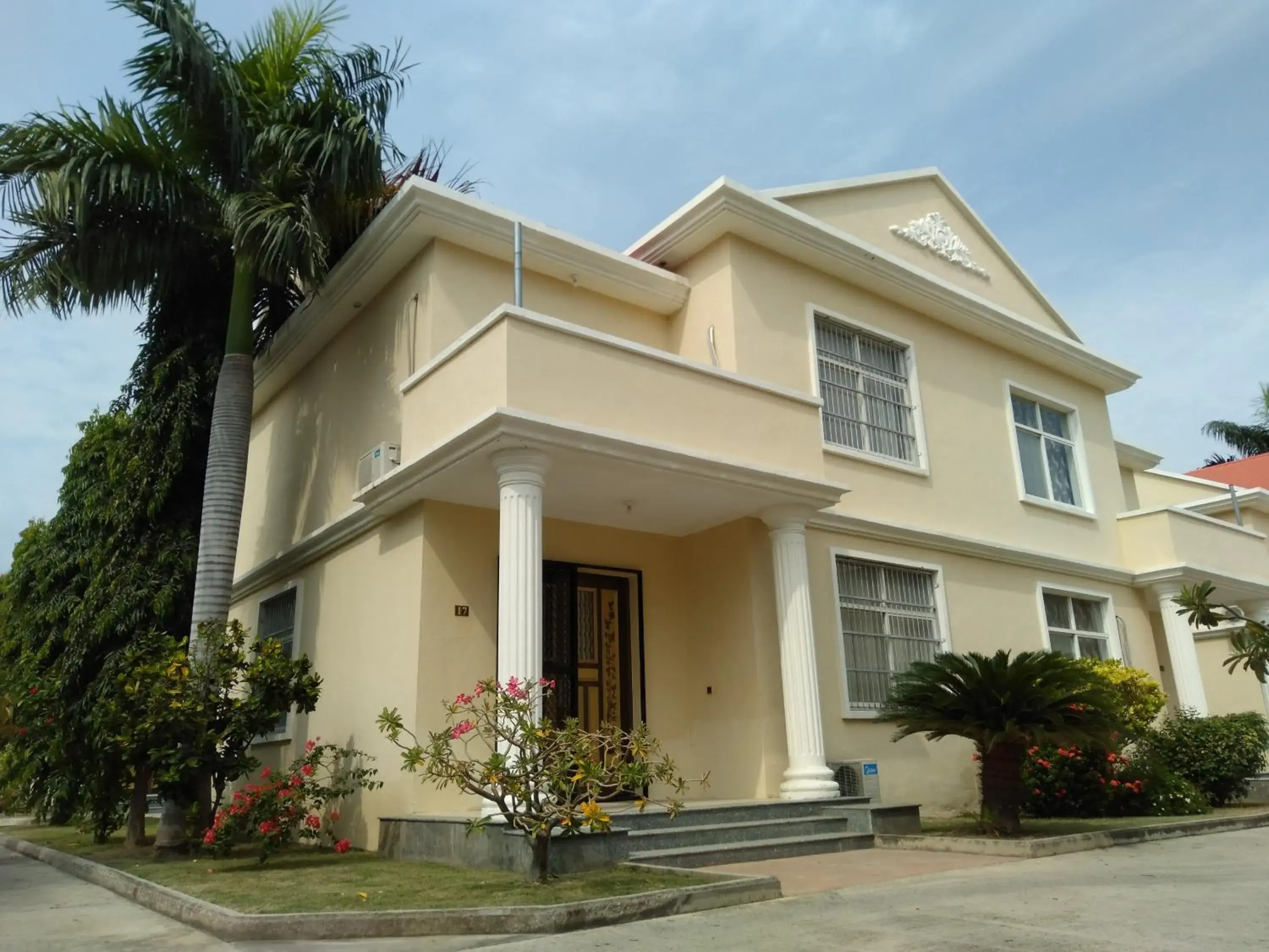 Two-Bedroom Apartment in Beach Garden Hotel Two-Bedroom Apartment in Beach Garden Hotel