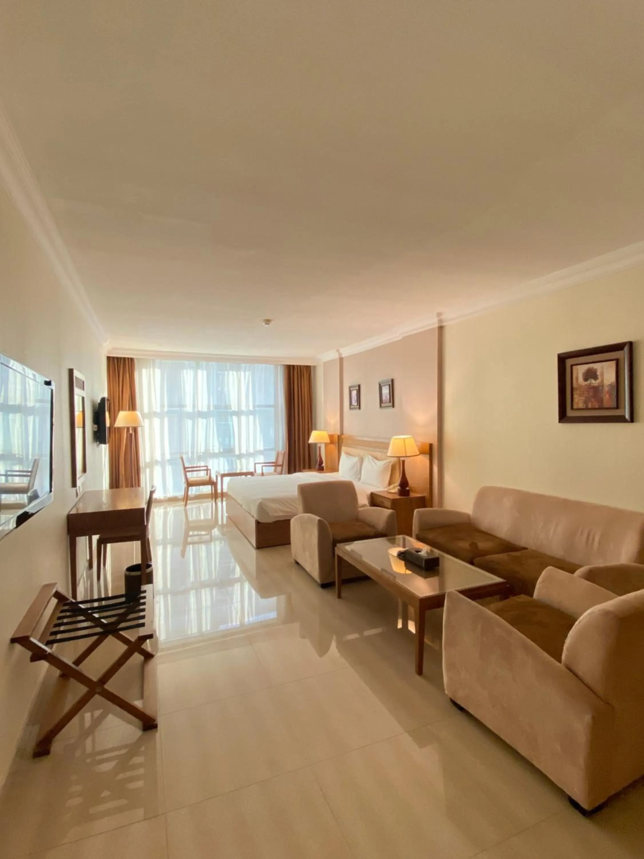 Living room in City Center Hotel