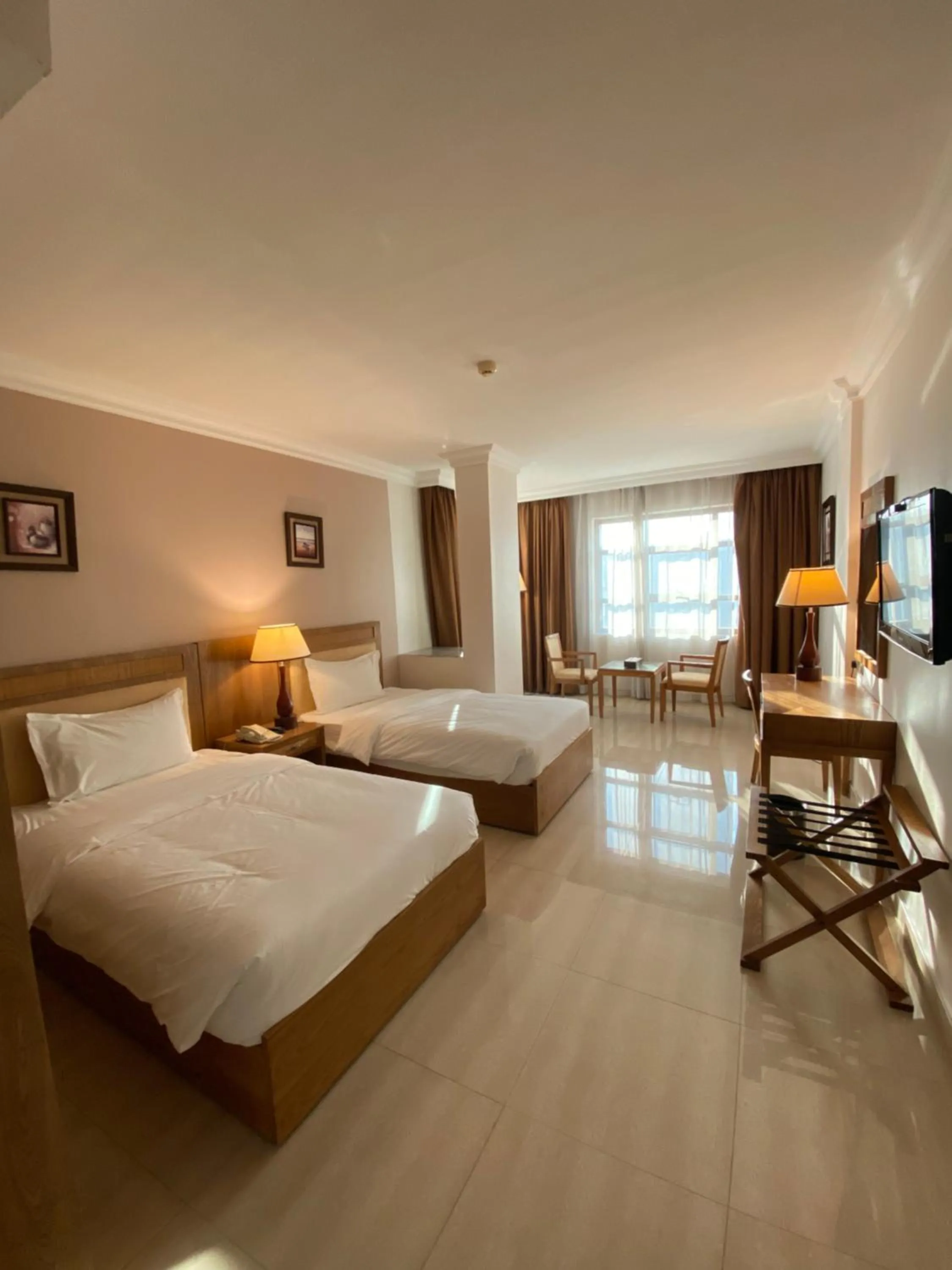 Photo of the whole room, Bed in City Center Hotel