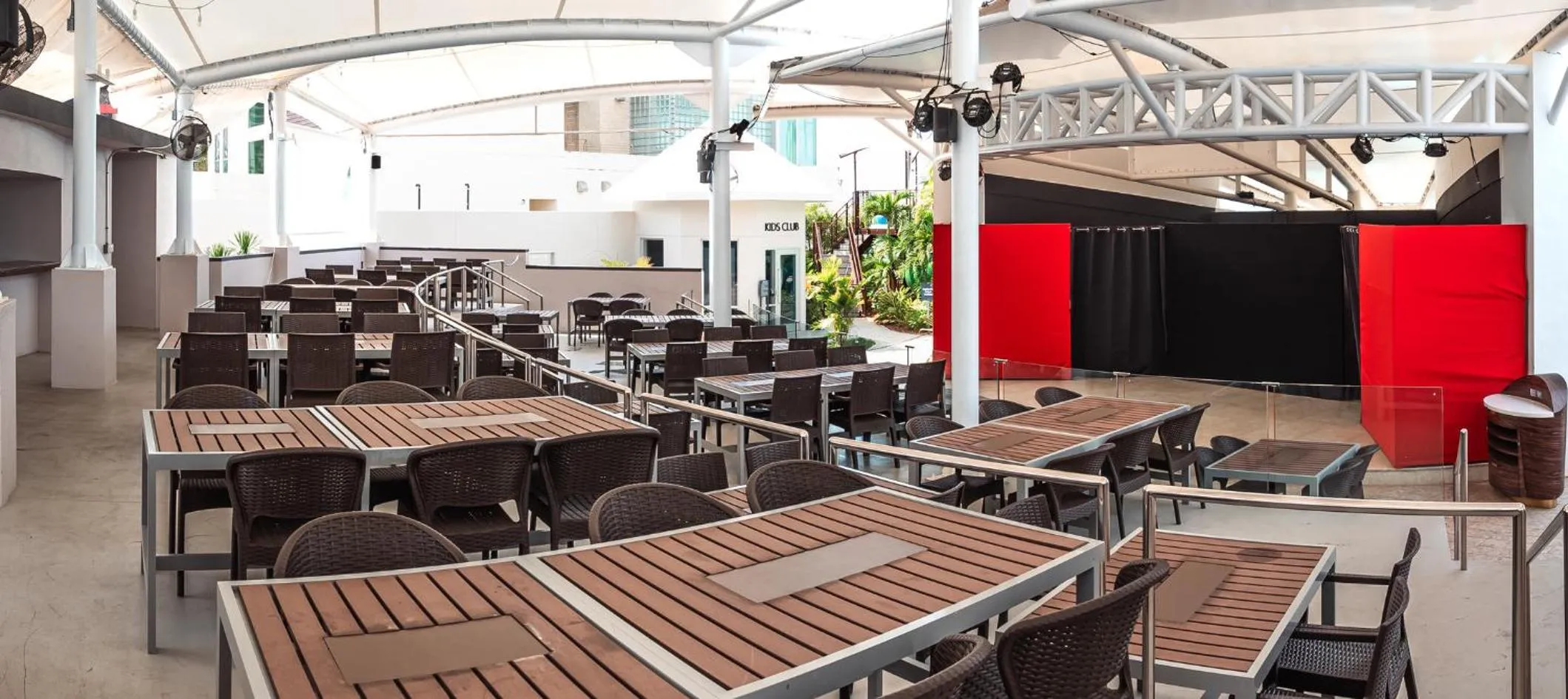 Meeting/conference room in Crowne Plaza Resort Guam