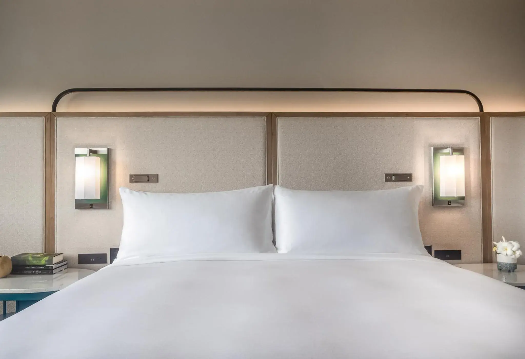 Standard Room in Crowne Plaza Resort Guam Standard Room in Crowne Plaza Resort Guam