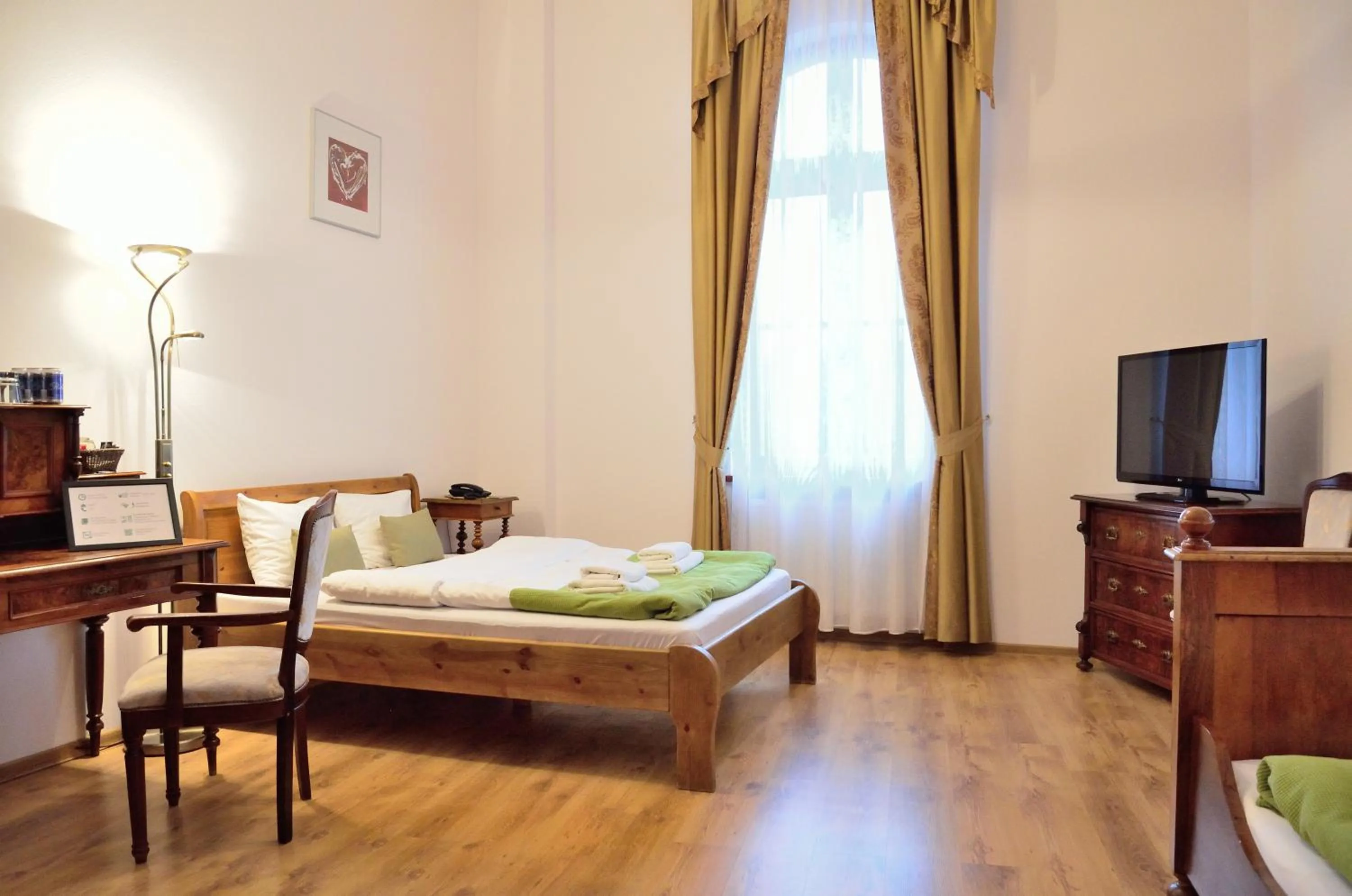 Bed in WenderEDU Business Center