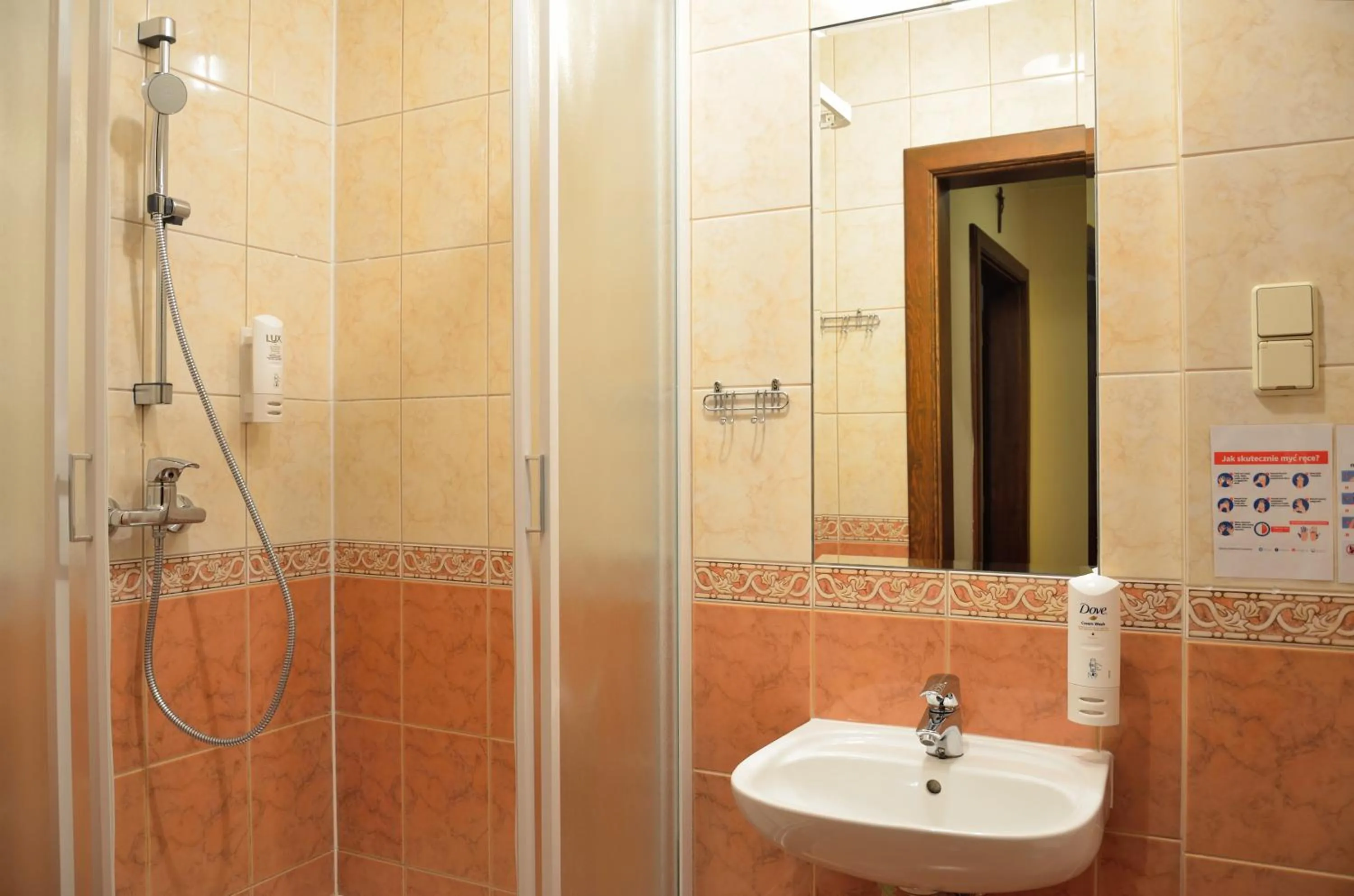Shower in WenderEDU Business Center