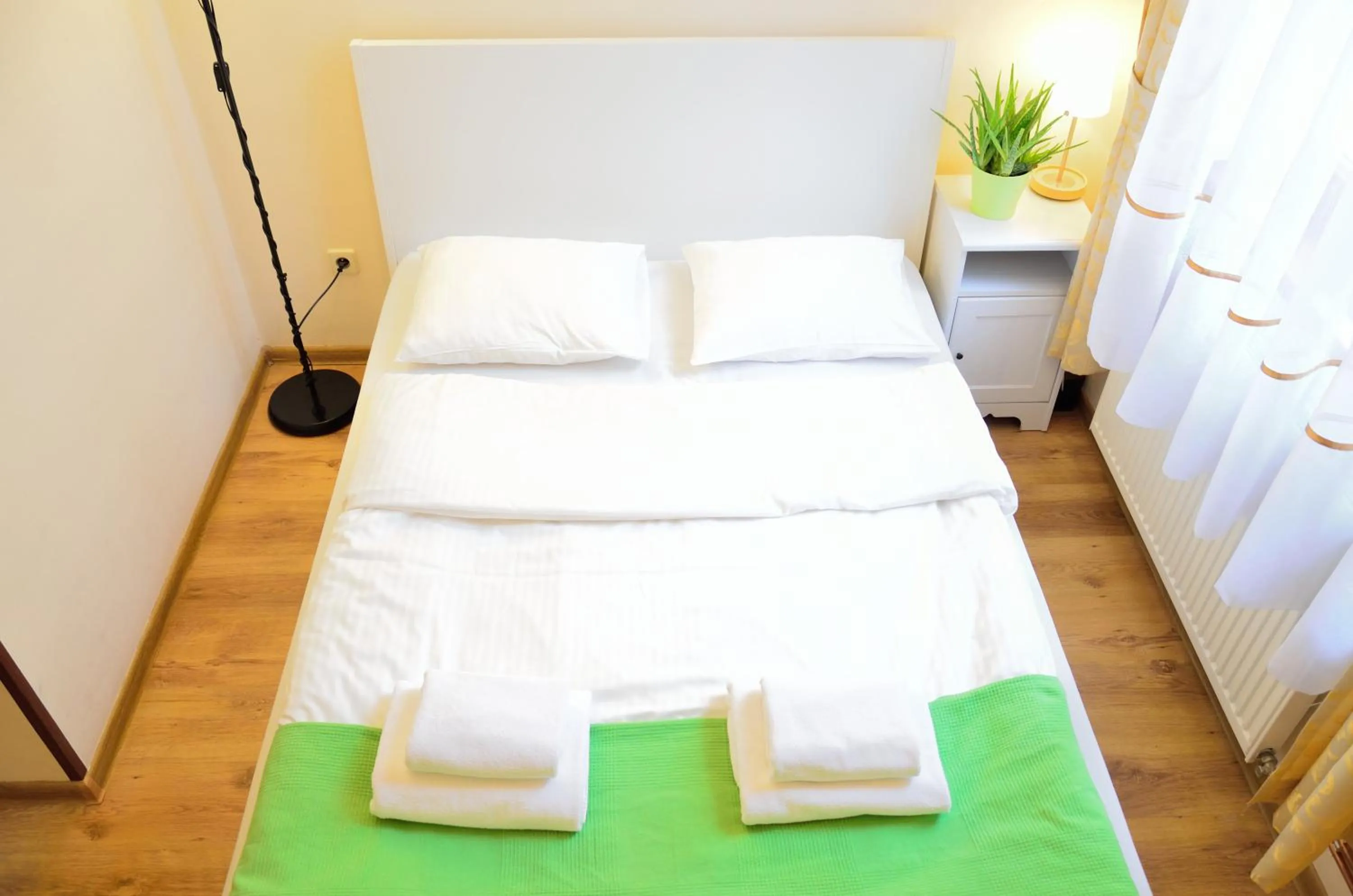 Bed in WenderEDU Business Center