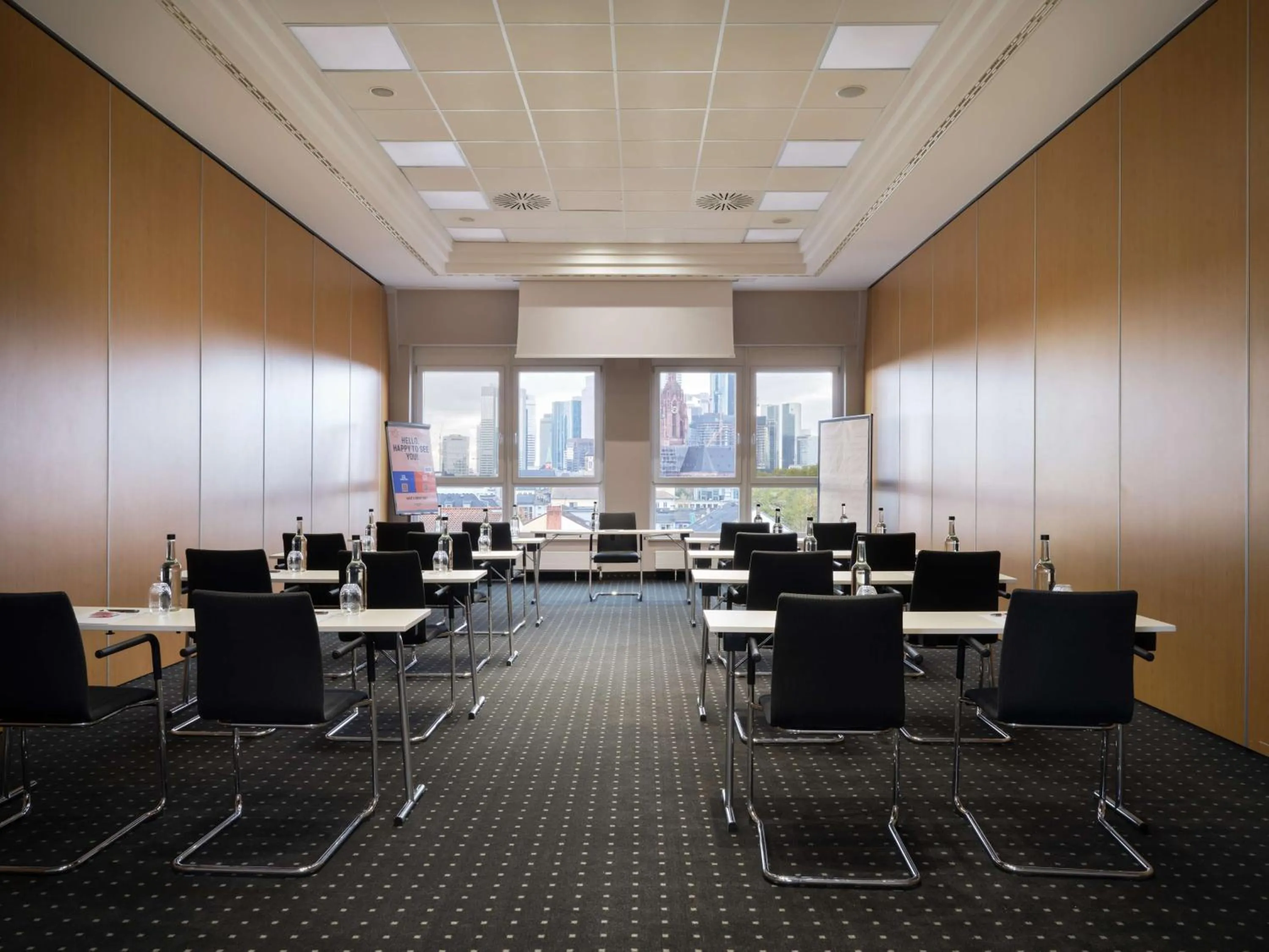 Business facilities in Flemings Hotel Frankfurt Main-Riverside