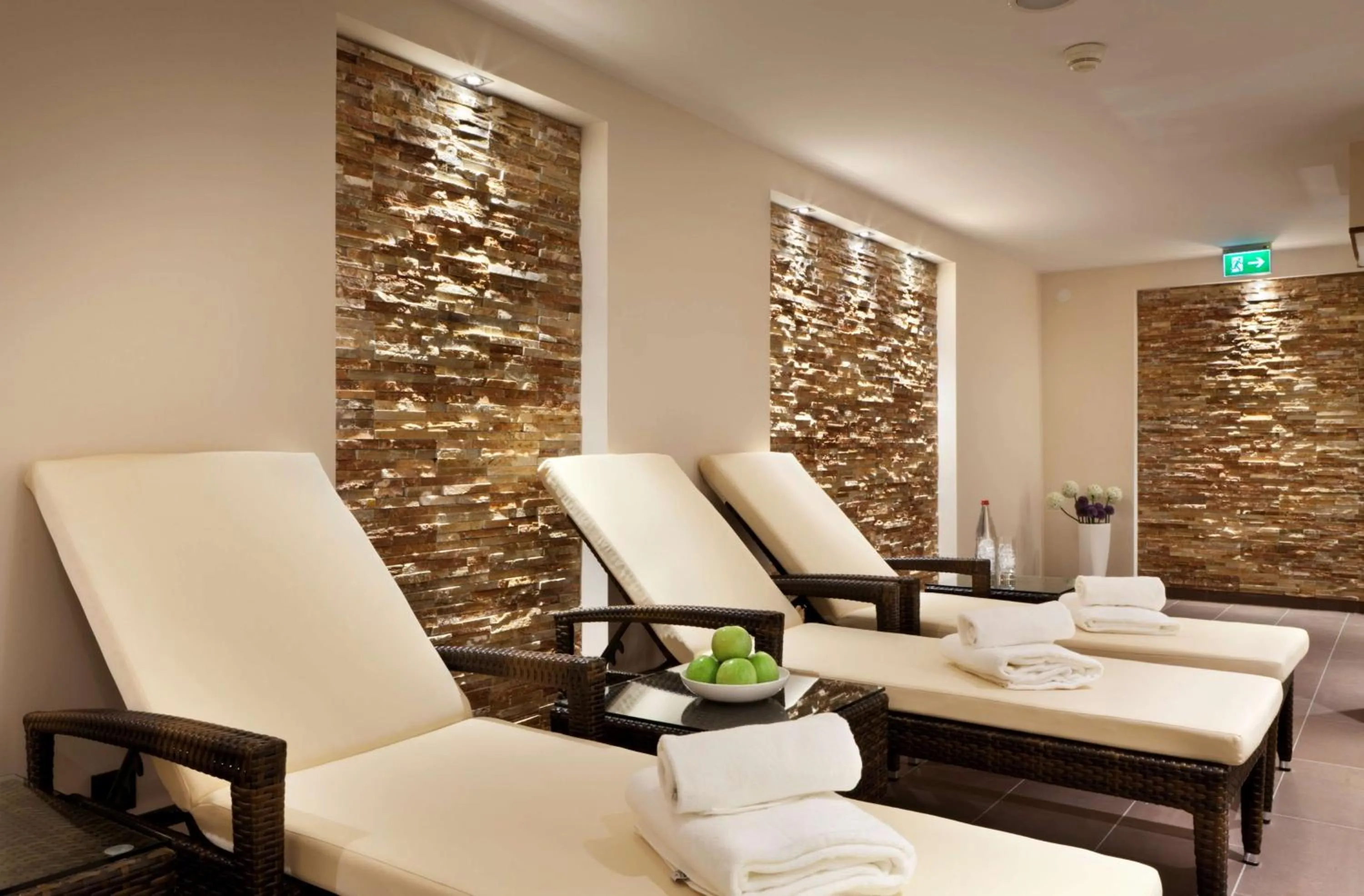 Spa and wellness centre/facilities in Flemings Hotel Frankfurt Main-Riverside