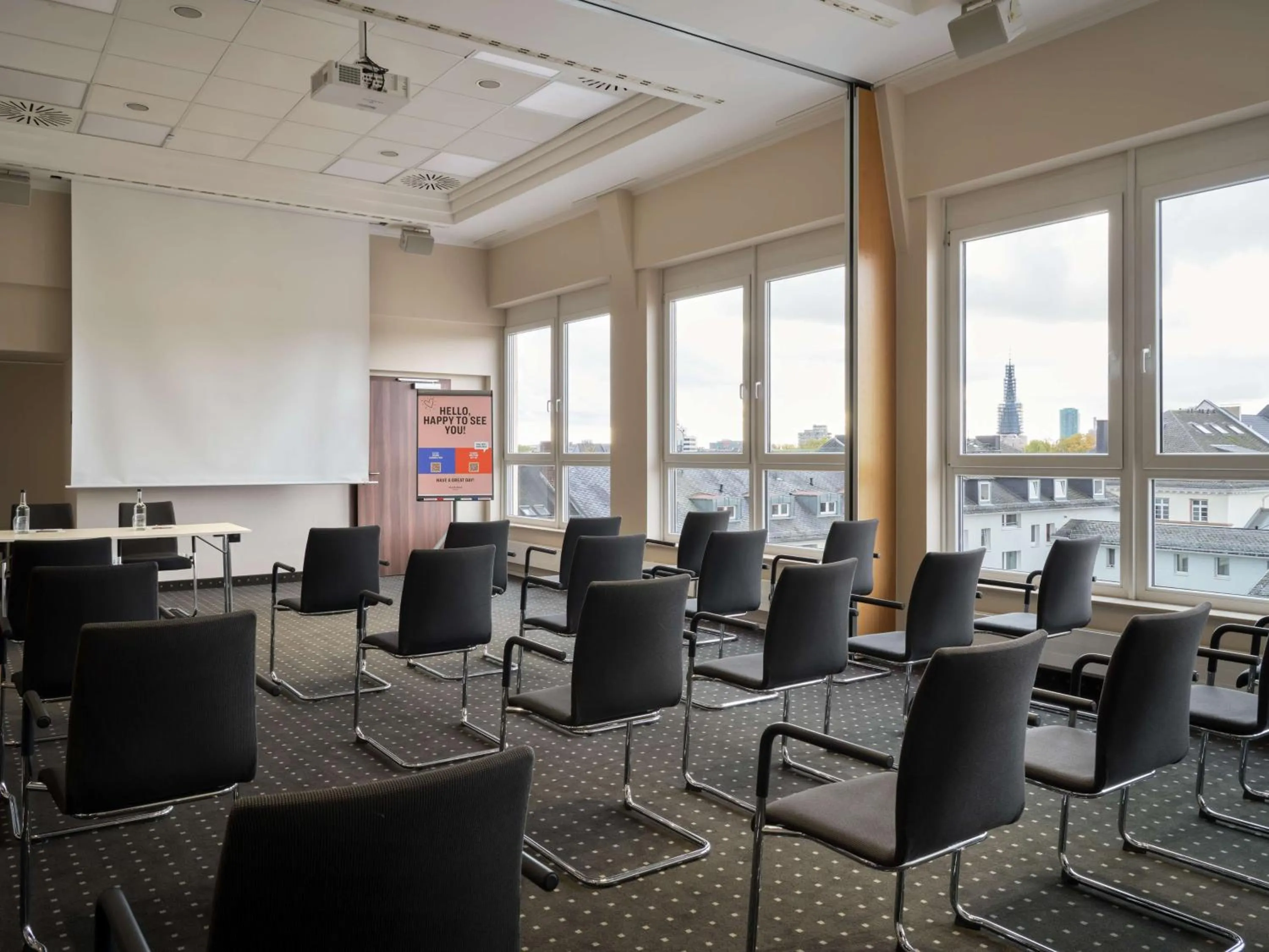 Business facilities in Flemings Hotel Frankfurt Main-Riverside