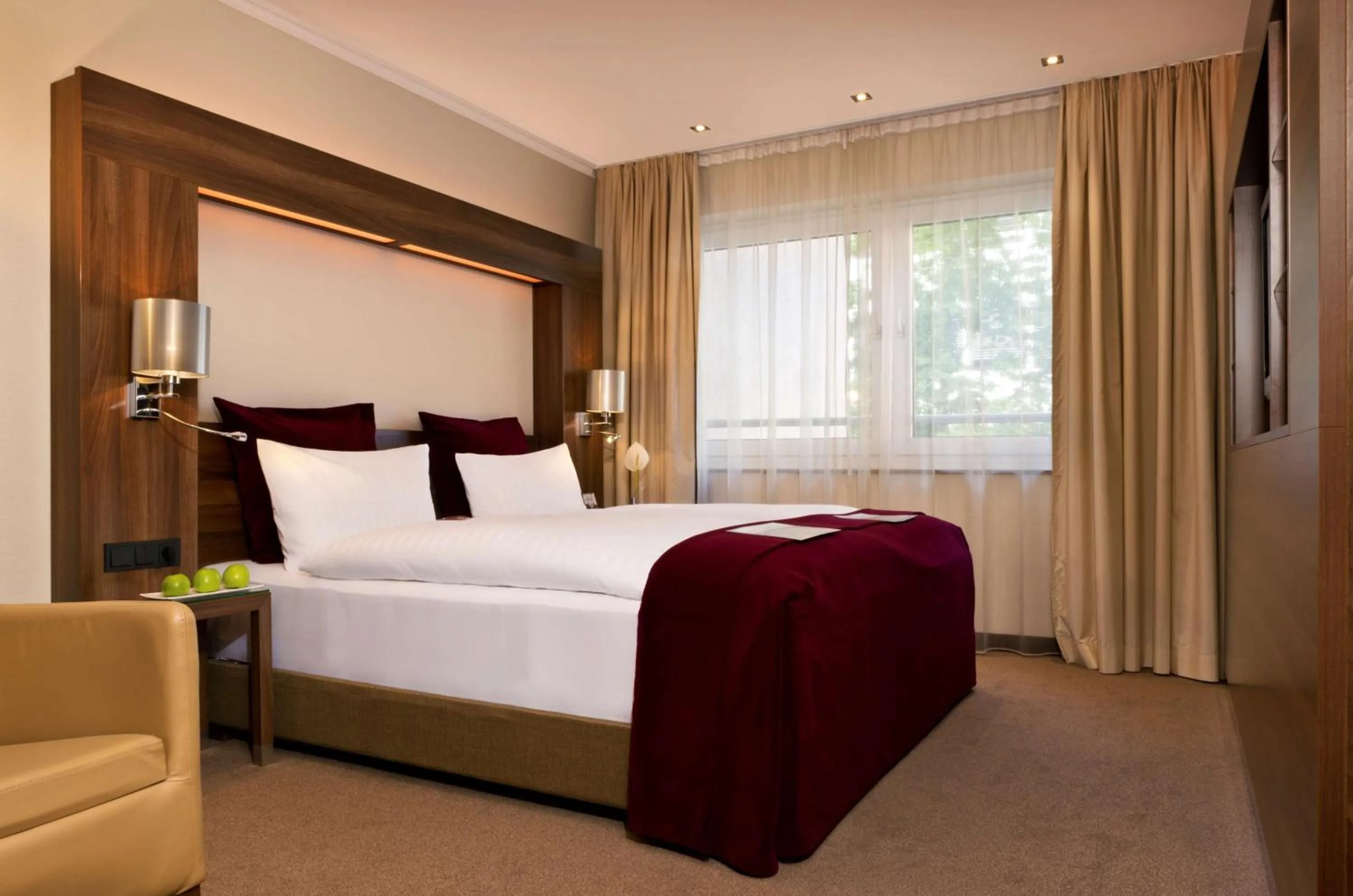 Bedroom, Bed in Flemings Hotel Frankfurt Main-Riverside