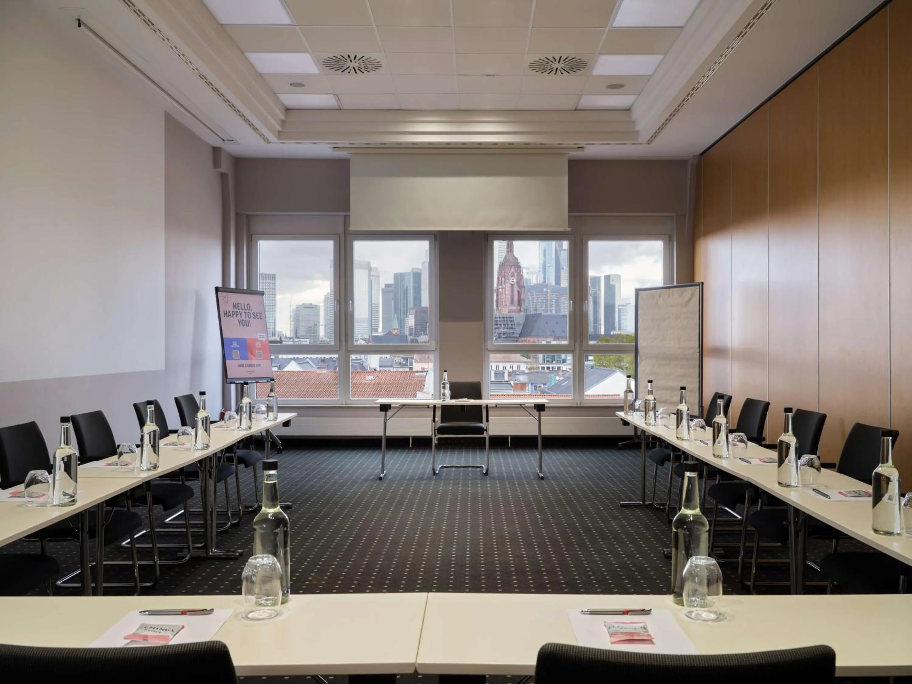 Business facilities in Flemings Hotel Frankfurt Main-Riverside