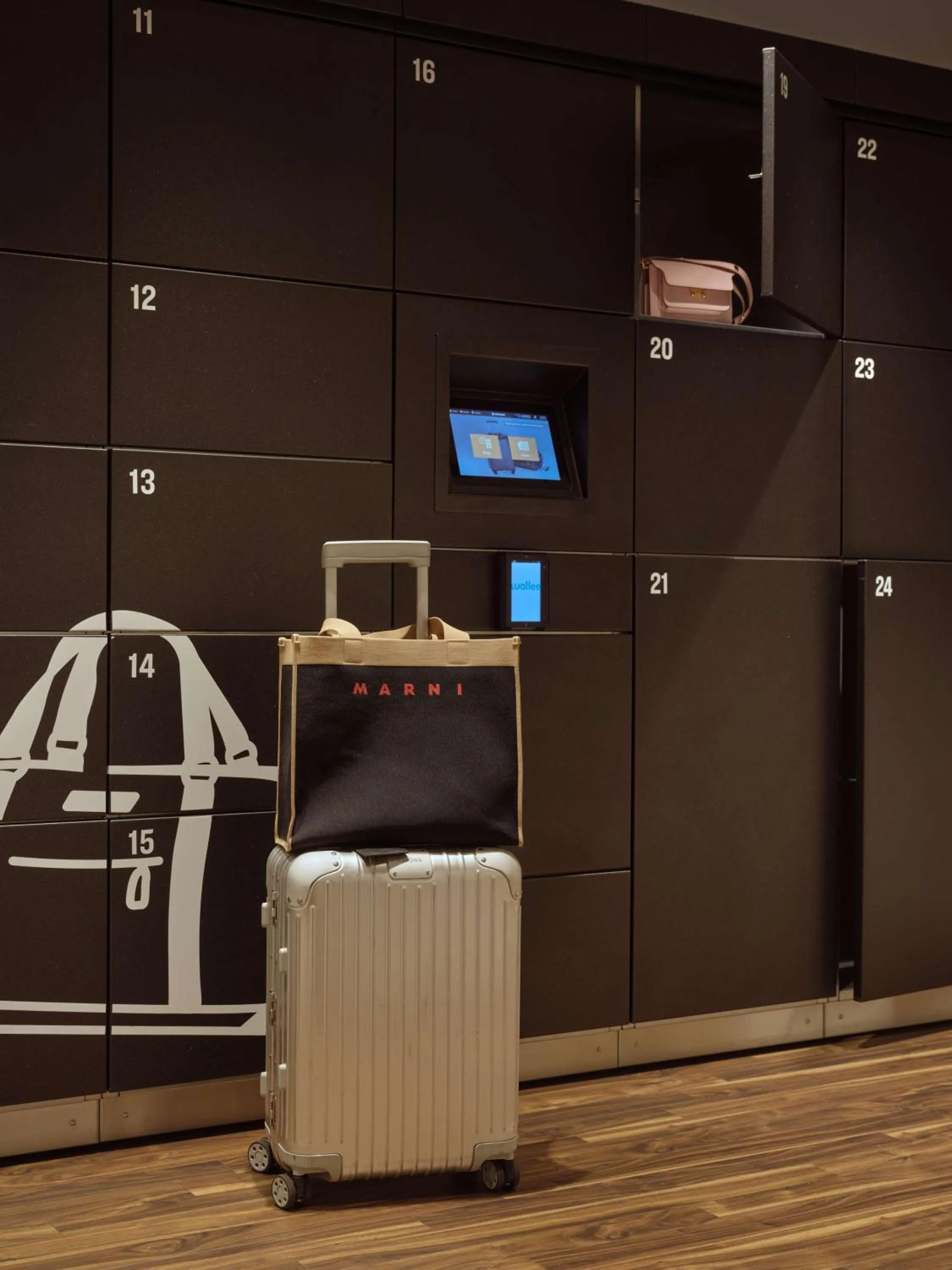 Lobby or reception in Flemings Hotel Frankfurt Main-Riverside