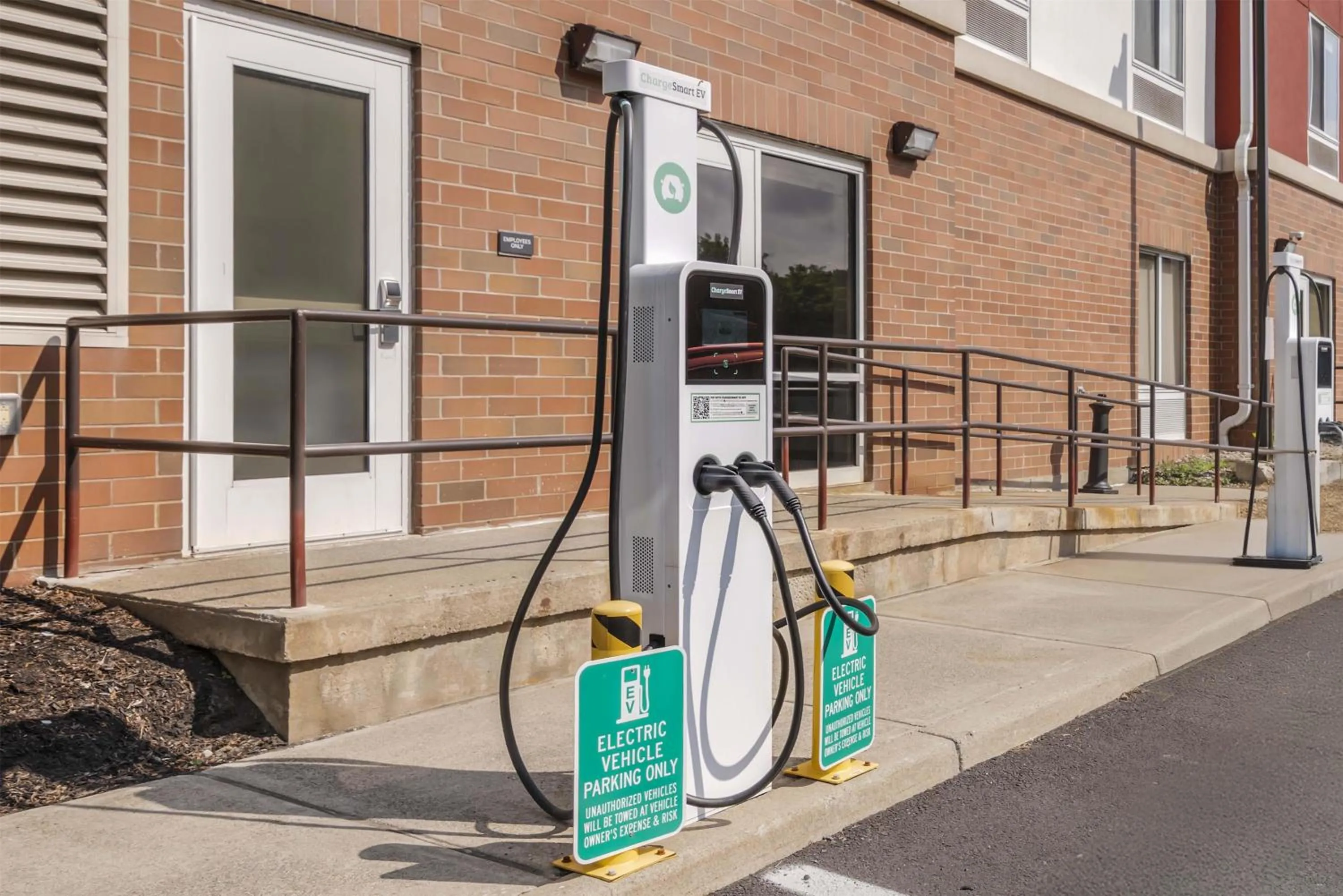 Property building in Hilton Garden Inn Albany-SUNY Area