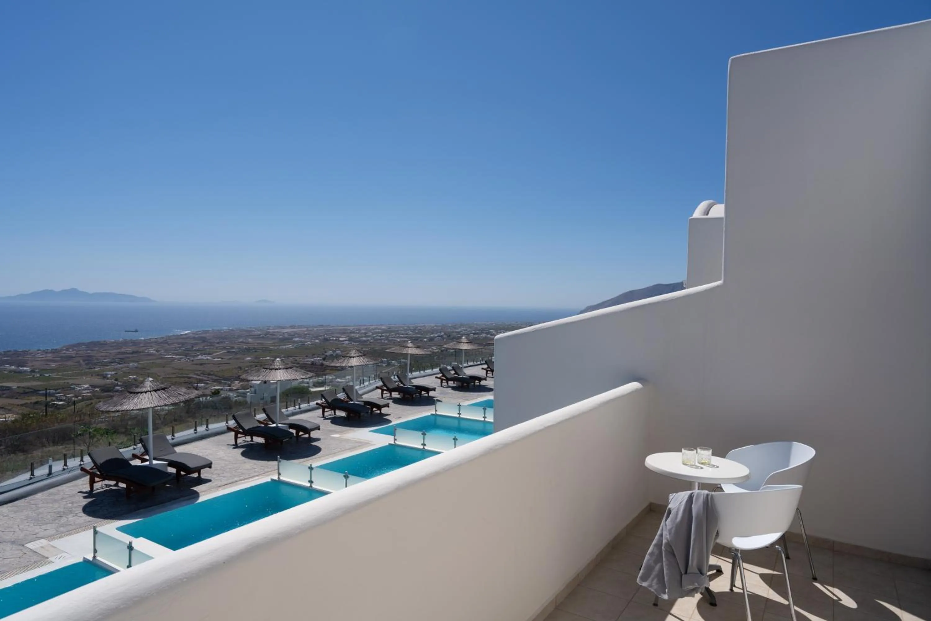 Swimming pool in Splendour Hotel and Suites