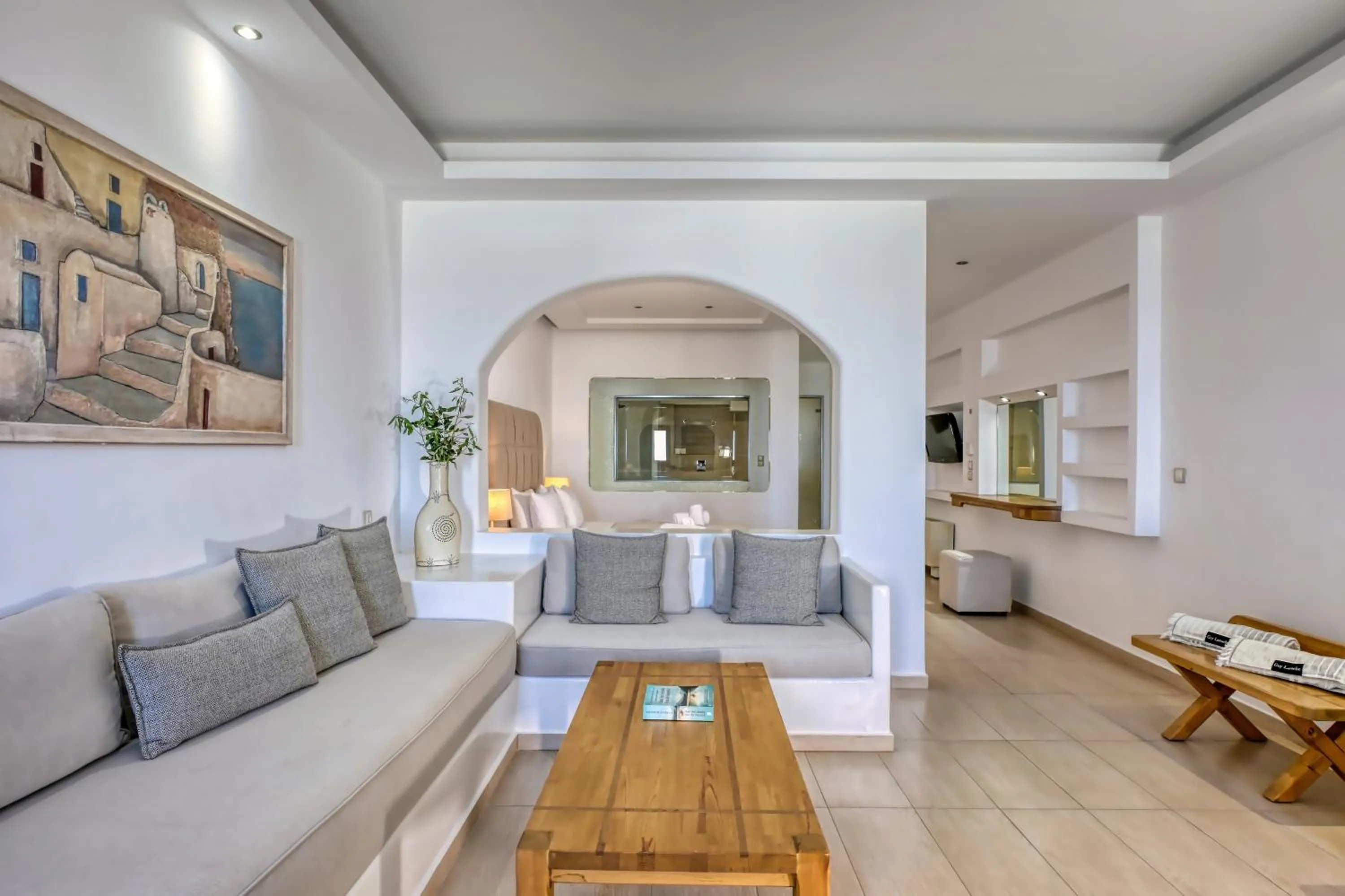 Splendour Hotel and Suites