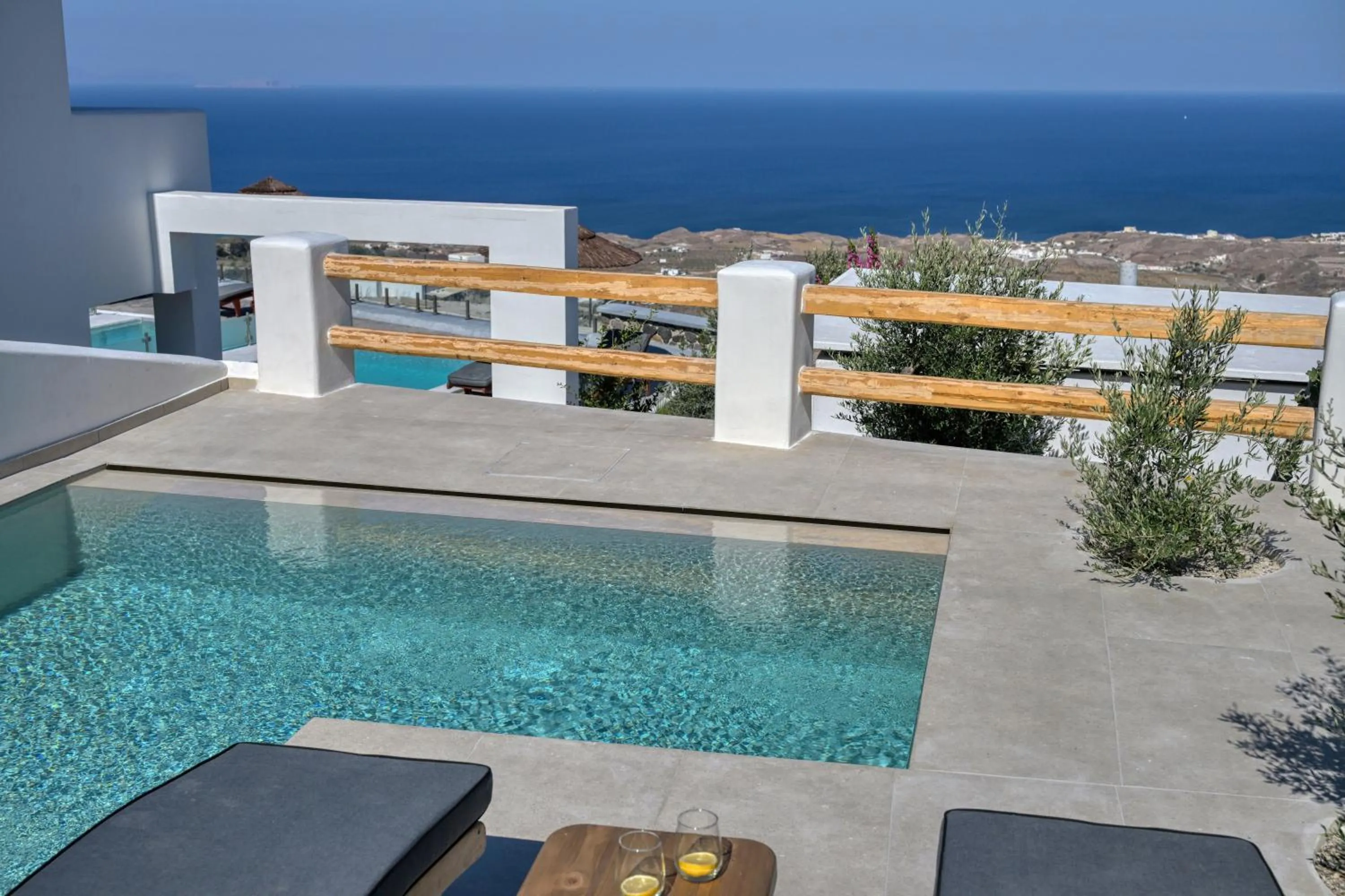 Splendour Hotel and Suites