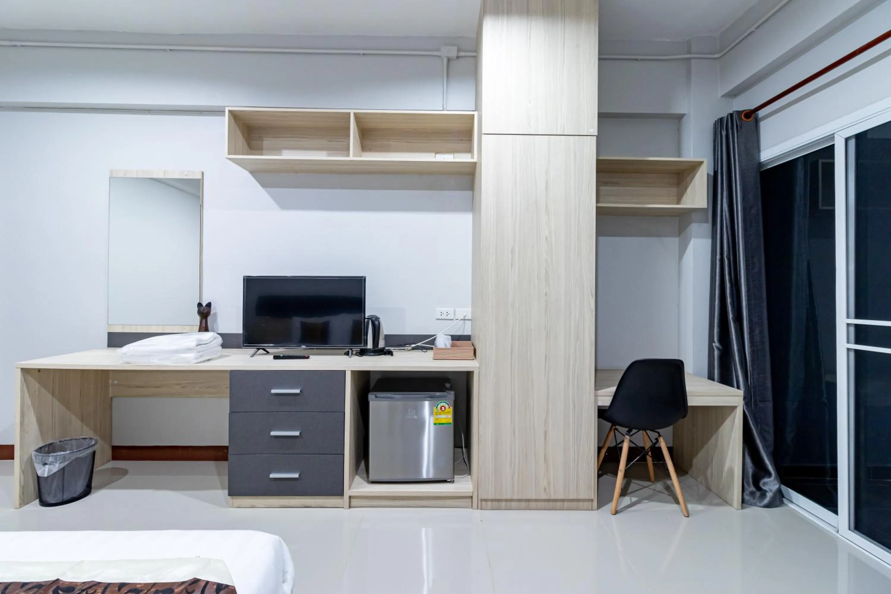 Communal lounge/ TV room in Tree Place