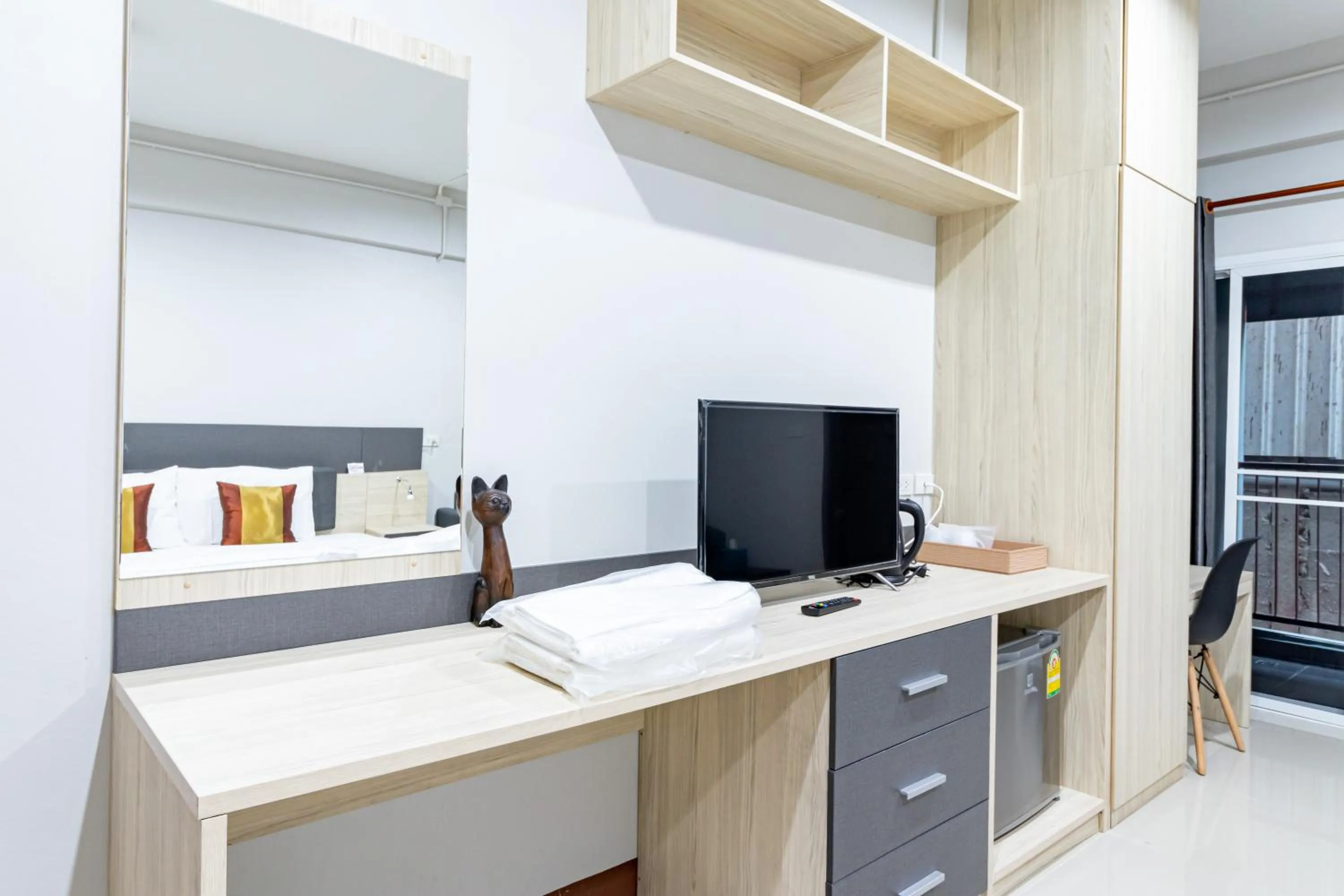 Communal lounge/ TV room in Tree Place