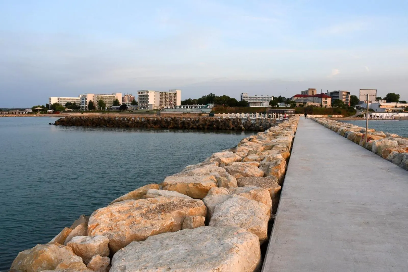 Nearby landmark in Hotel Sanda