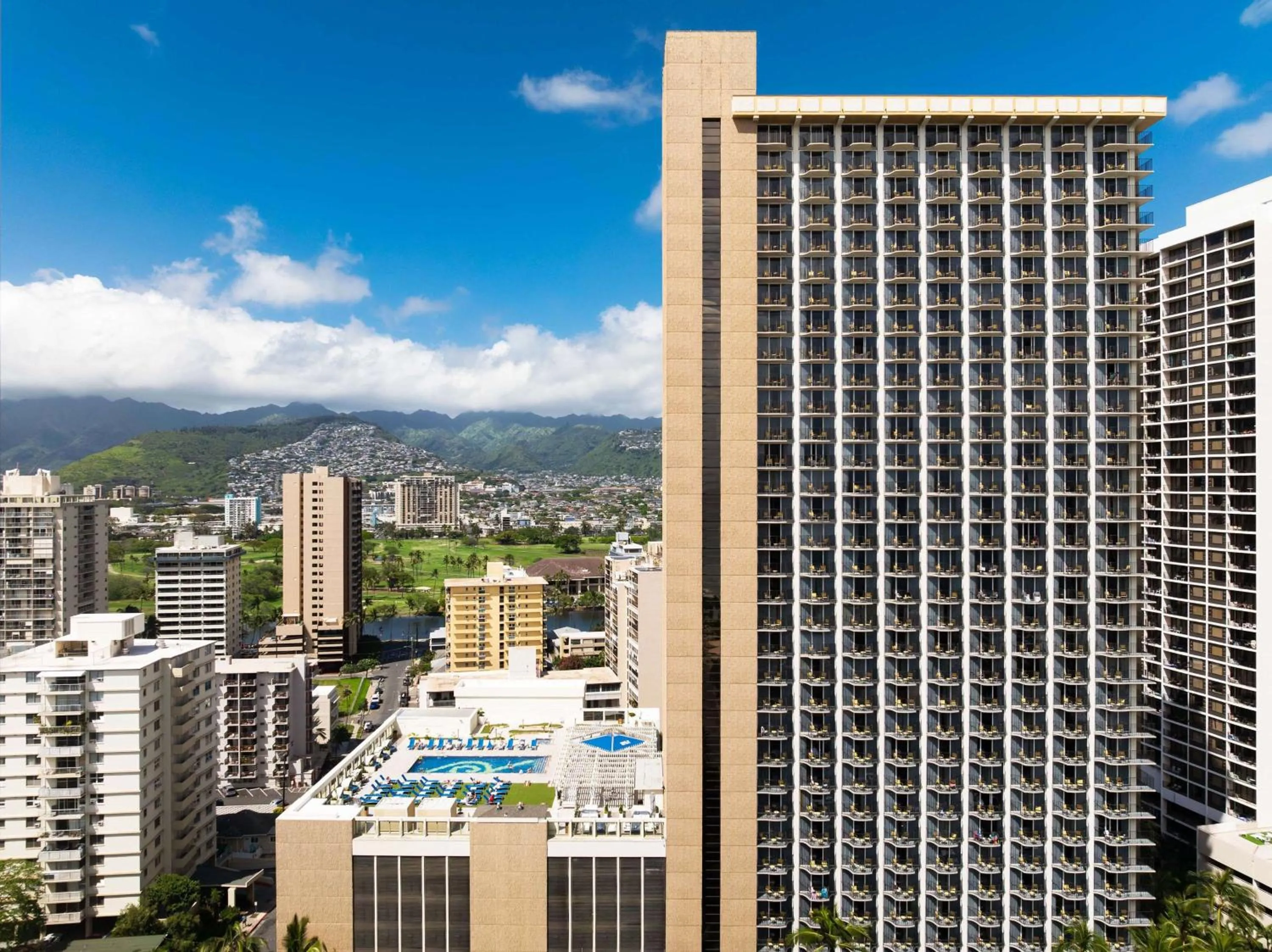 Property building in Hilton Waikiki Beach Resort & Spa