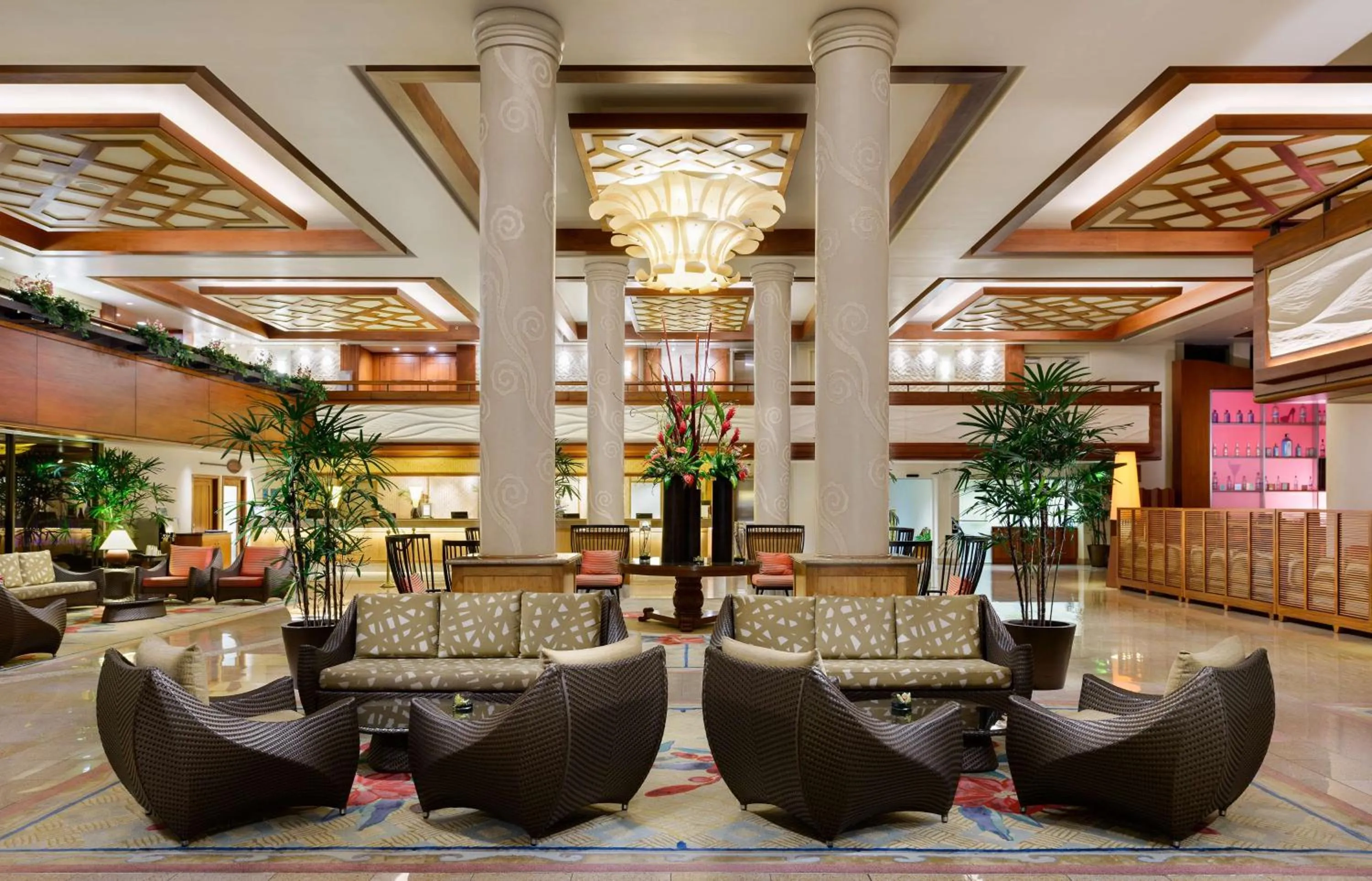 Lobby or reception in Hilton Waikiki Beach Resort & Spa