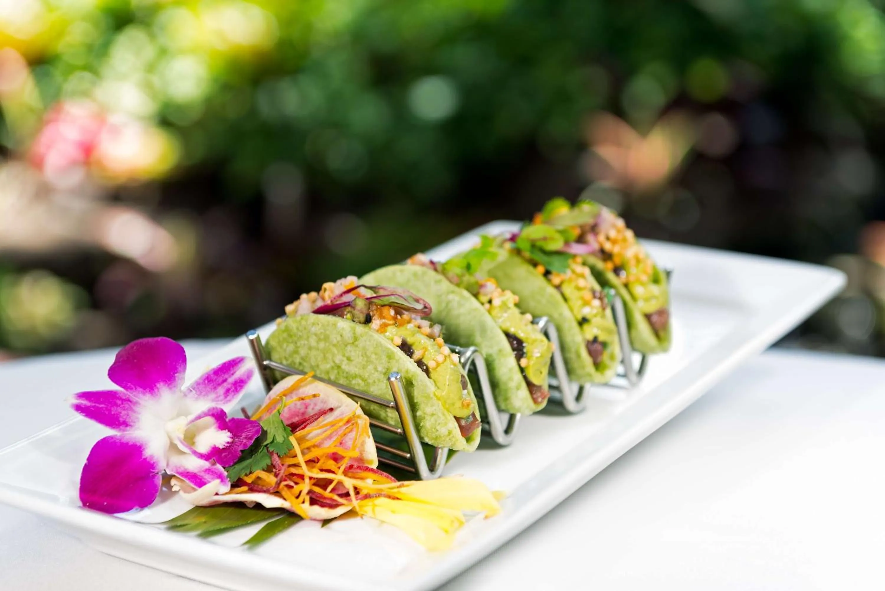 Restaurant/places to eat in Hilton Waikiki Beach Resort & Spa