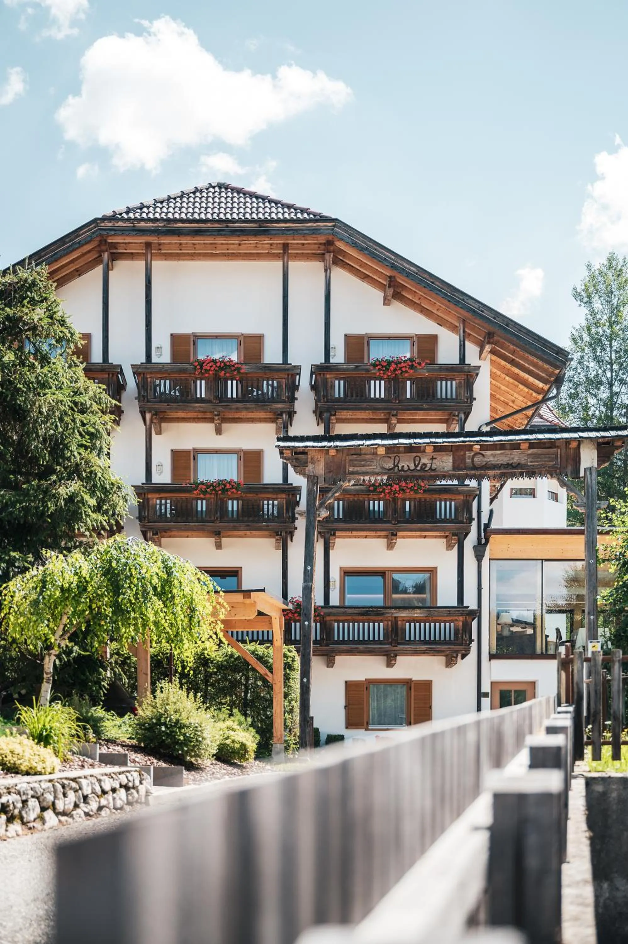 Facade/entrance in Hotel Chalet Corso
