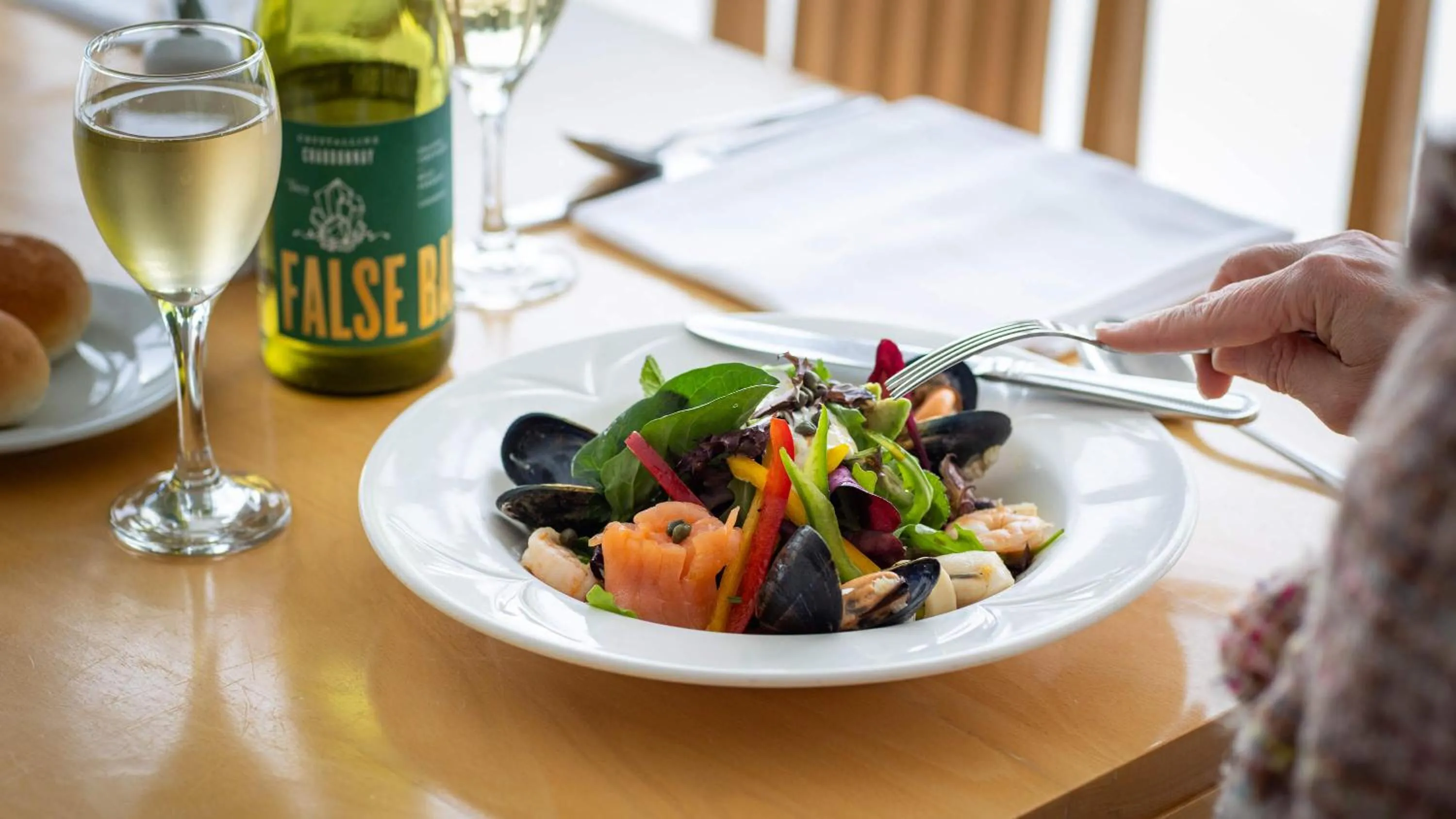 Restaurant/places to eat in Biarritz Hotel