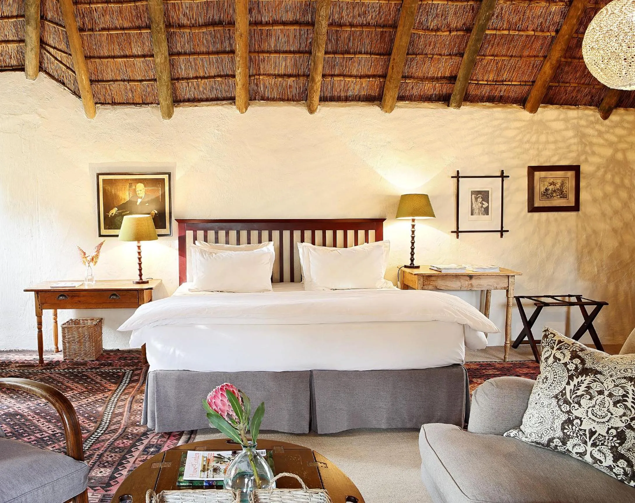 Photo of the whole room, Bed in Elephant House