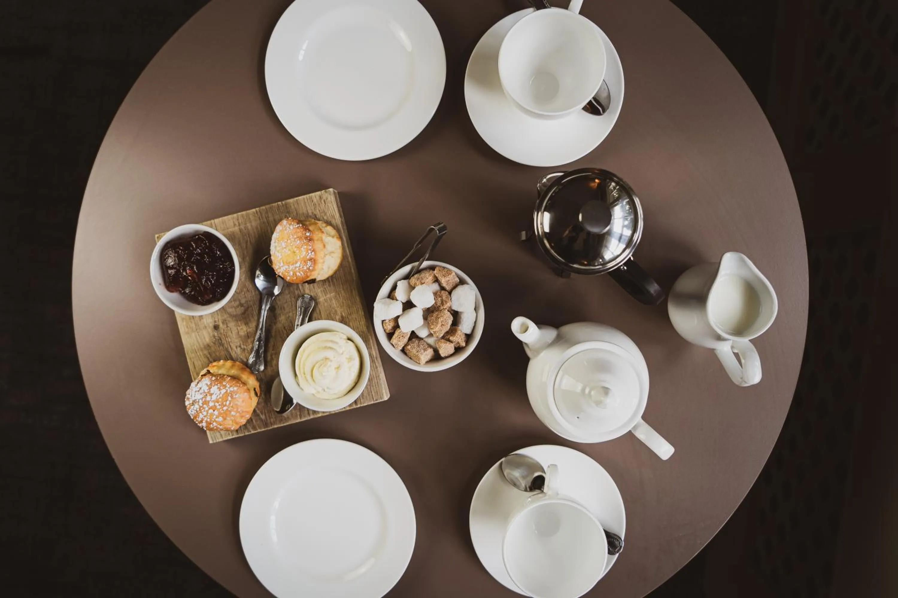 Food and drinks in Briery Wood Hotel