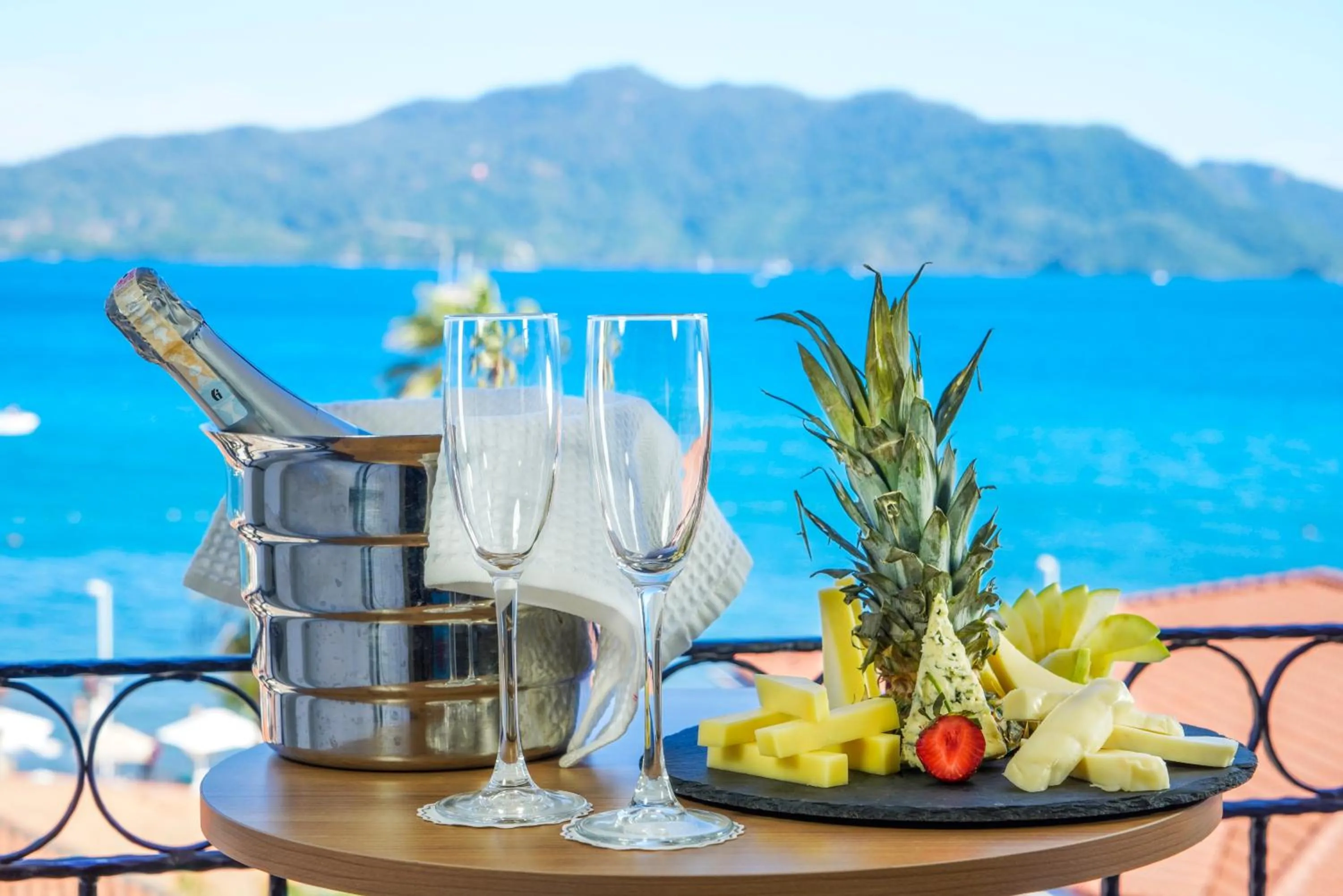 Day in Aurasia Sea Side Hotel