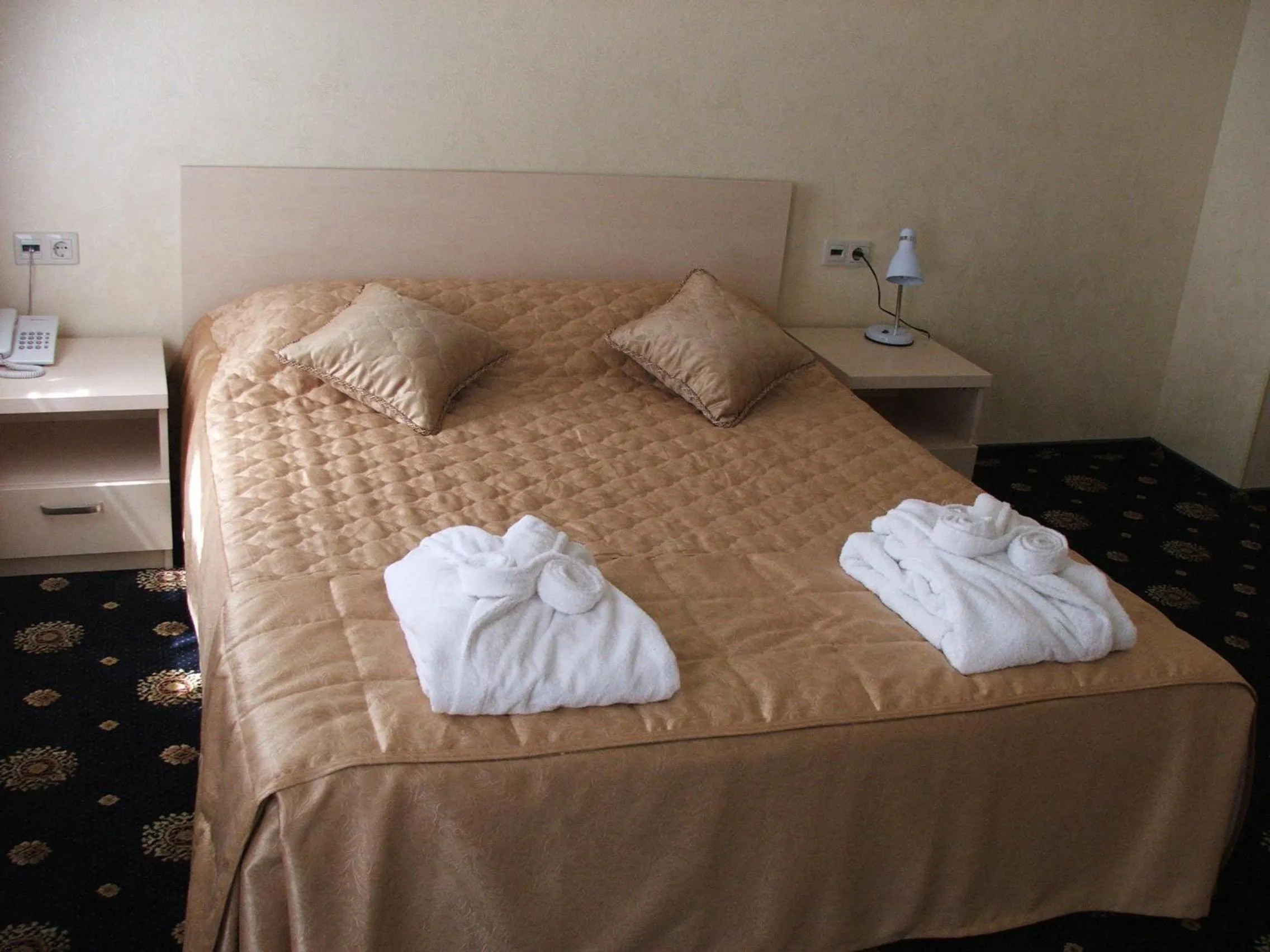 Bed in Gonchar Hotel