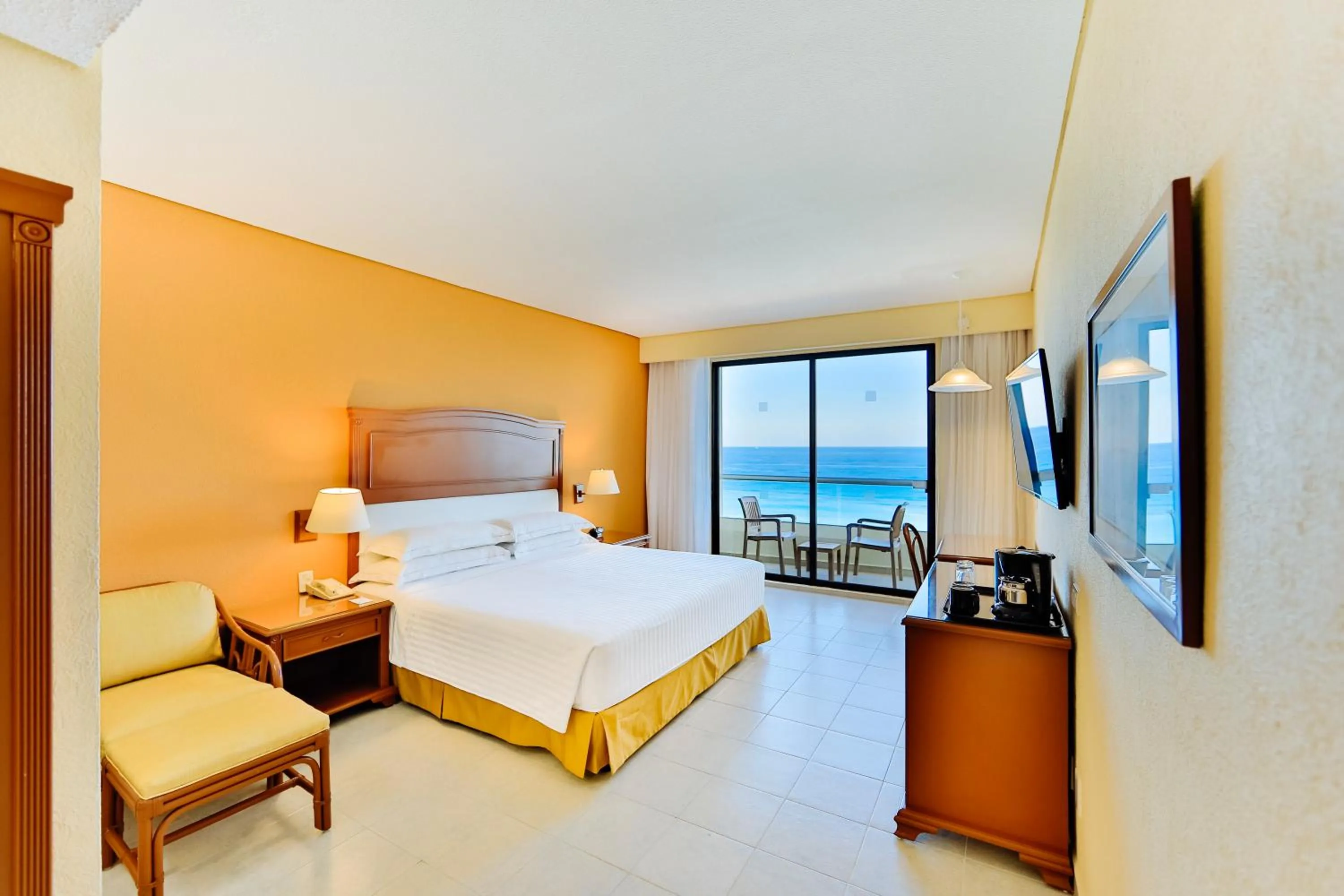 Double Ocean Front in Occidental Tucancún - All Inclusive