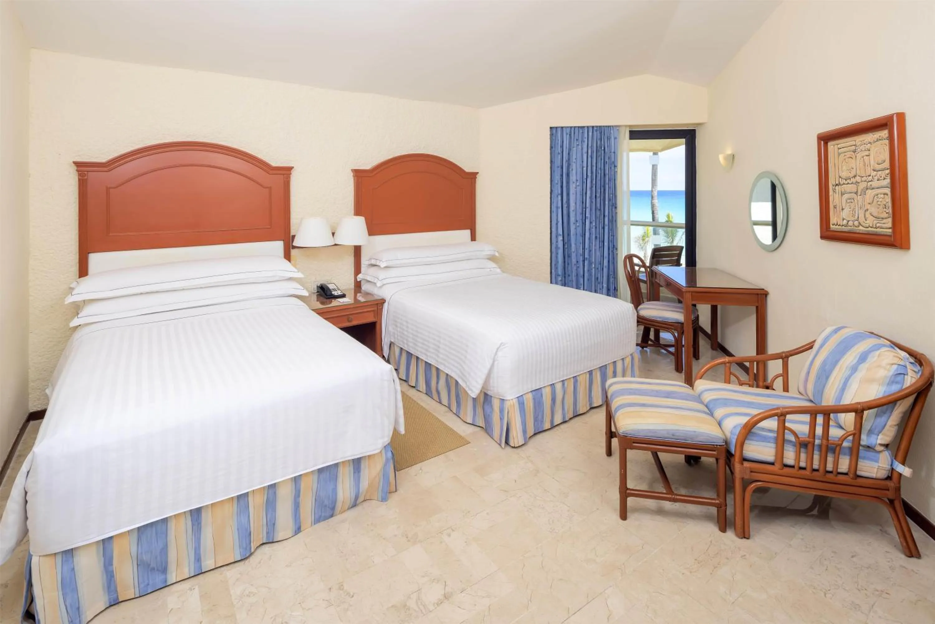 Bedroom, Bed in Occidental Tucancún - All Inclusive