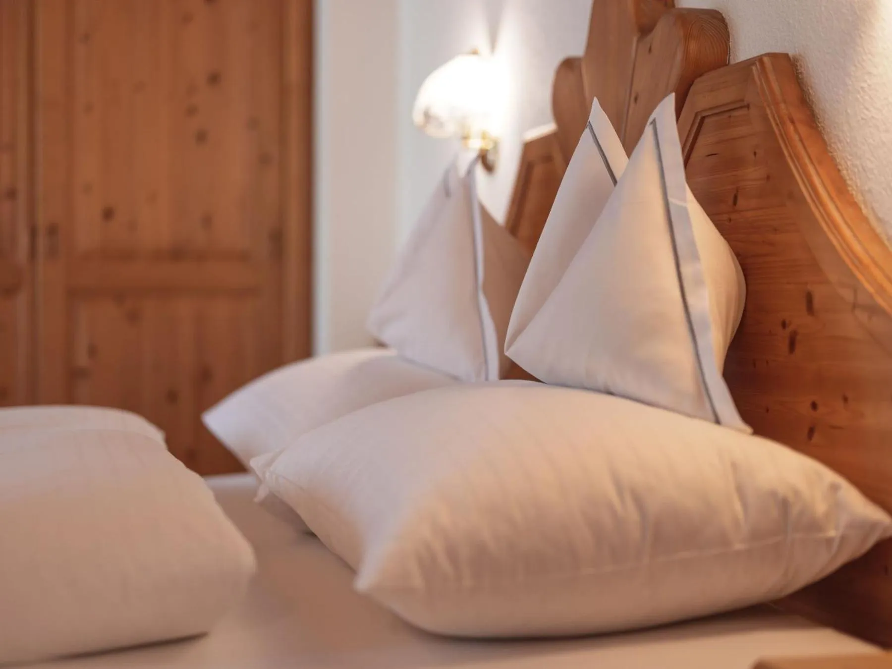 Photo of the whole room, Bed in Hotel Traube