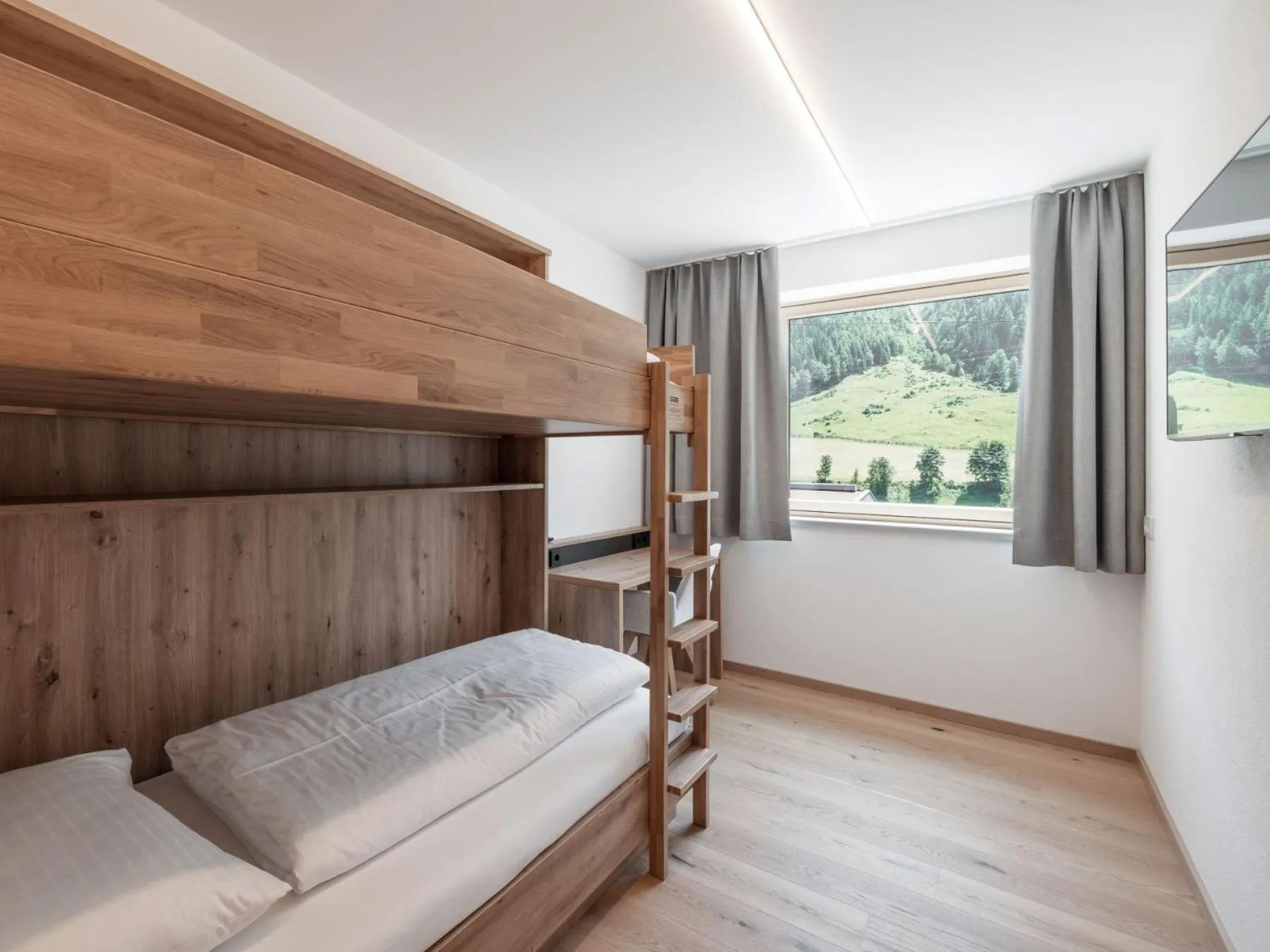 Photo of the whole room, Bed in Hotel Traube