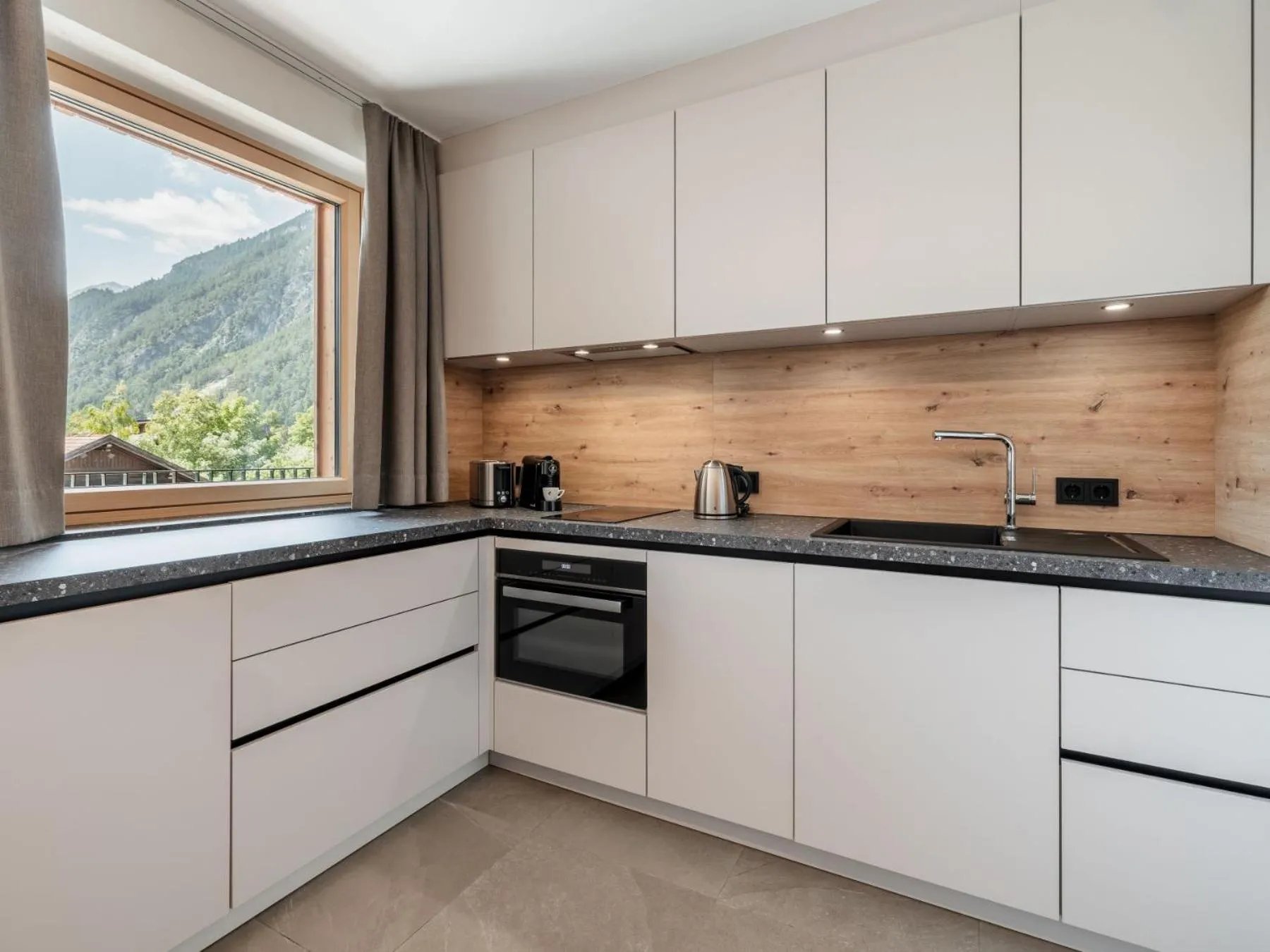 Photo of the whole room in Hotel Traube