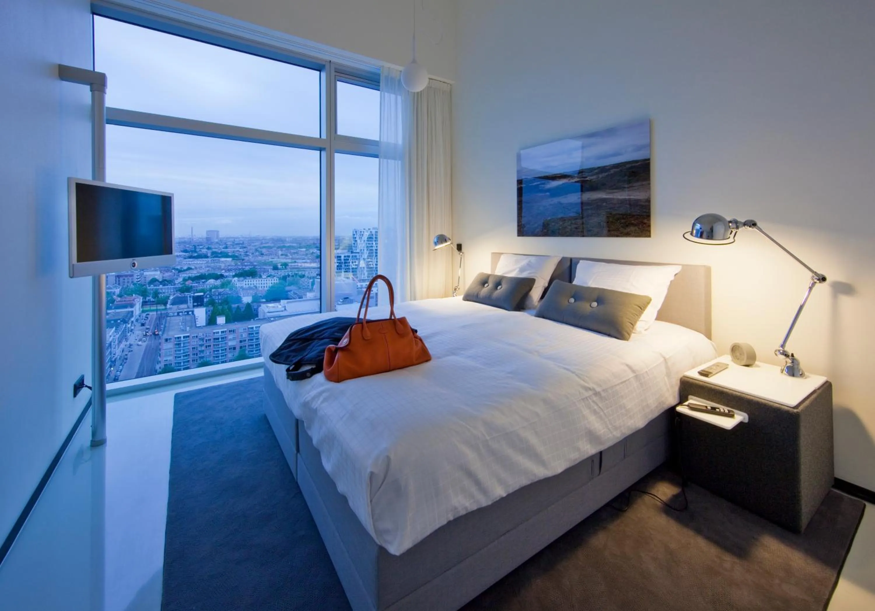 Photo of the whole room, Bed in Urban Residences Rotterdam