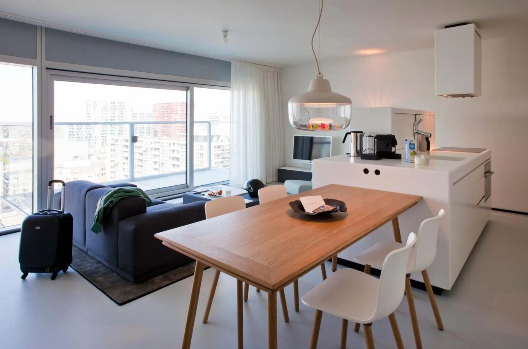 Dining area in Urban Residences Rotterdam