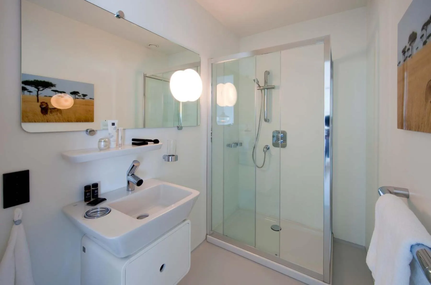 Bathroom in Urban Residences Rotterdam