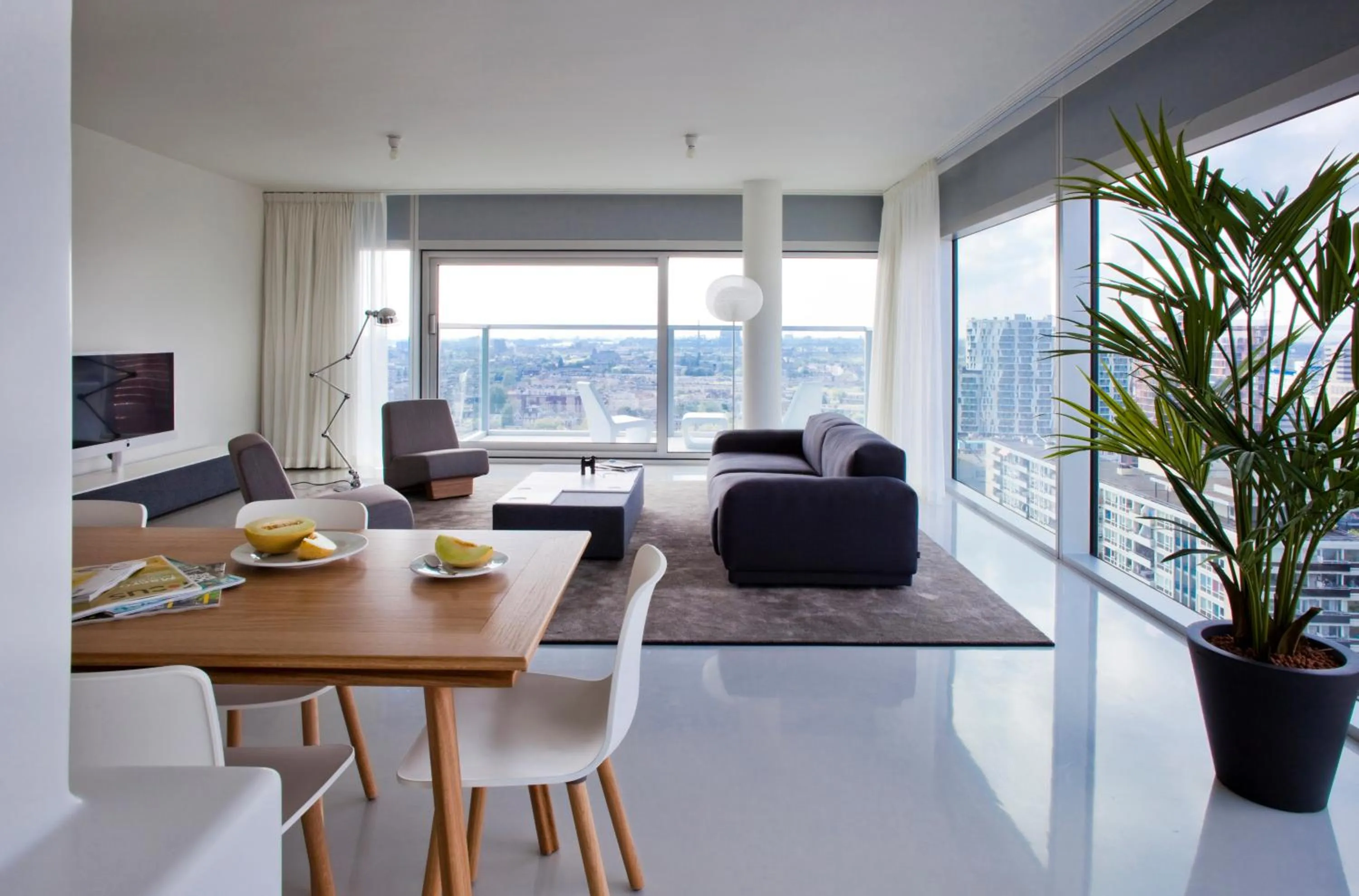 Photo of the whole room in Urban Residences Rotterdam