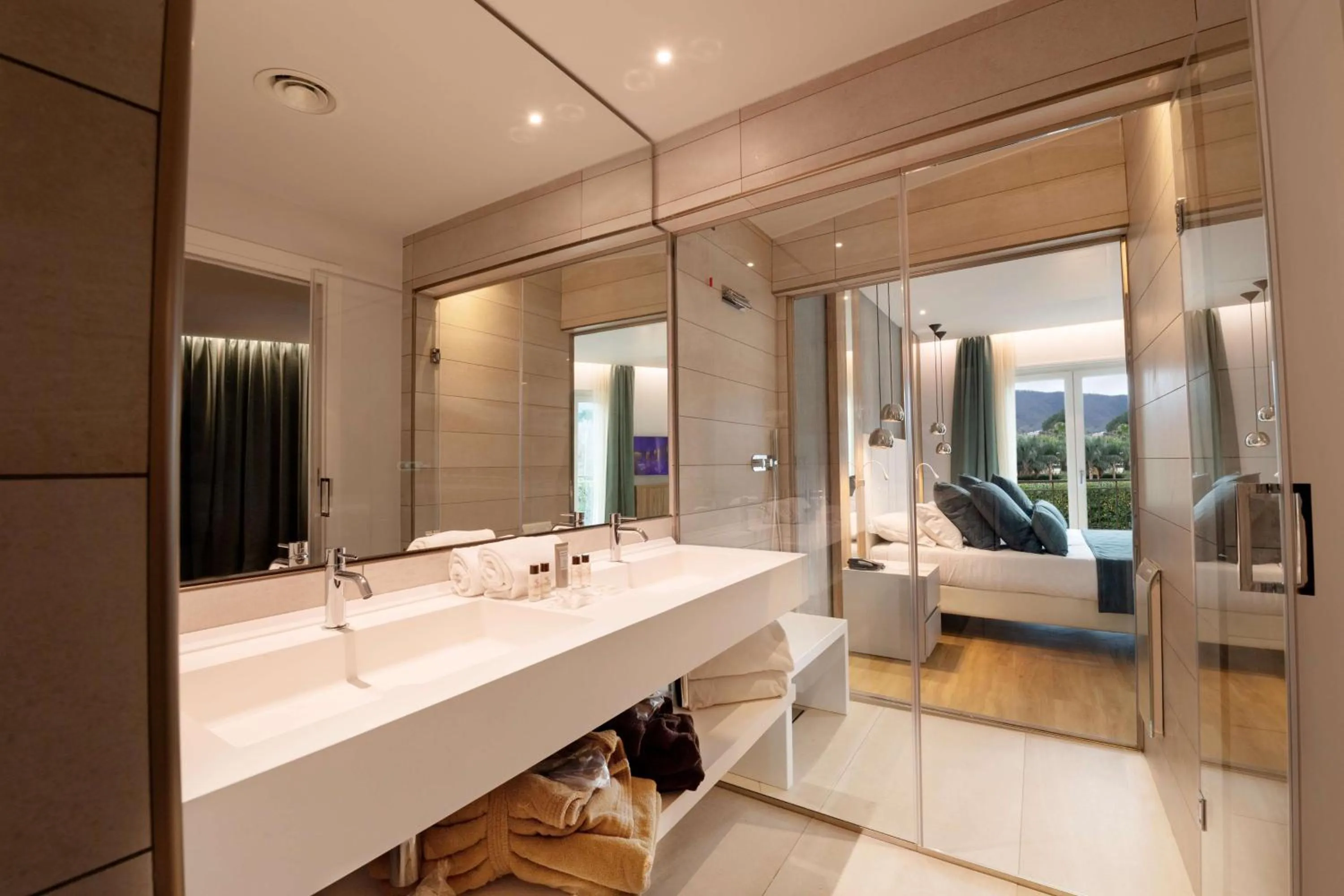 Photo of the whole room, Bed in San Severino Park Hotel & SPA, BW Signature Collection