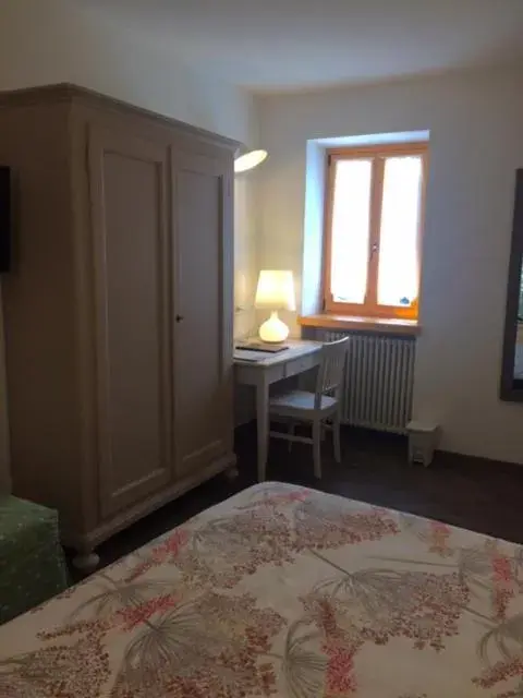 Quadruple Room with Bathroom in B&B Contrade Alte Quadruple Room with Bathroom in B&B Contrade Alte