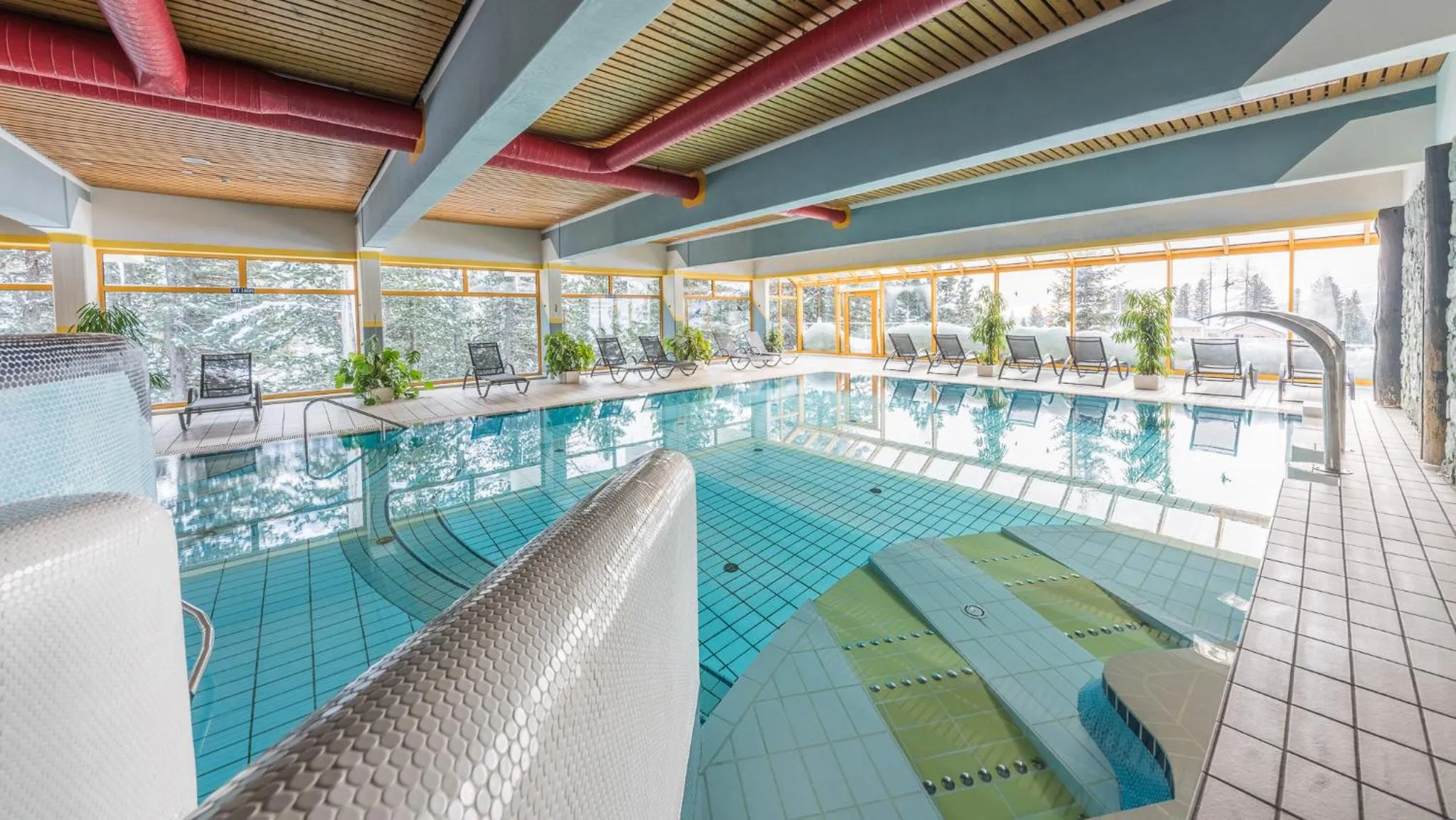 Swimming pool in Panorama Hotel Turracher Höhe