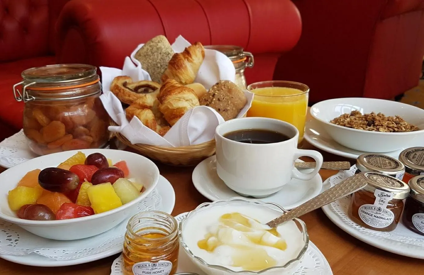 Continental breakfast in Courthouse Hotel London
