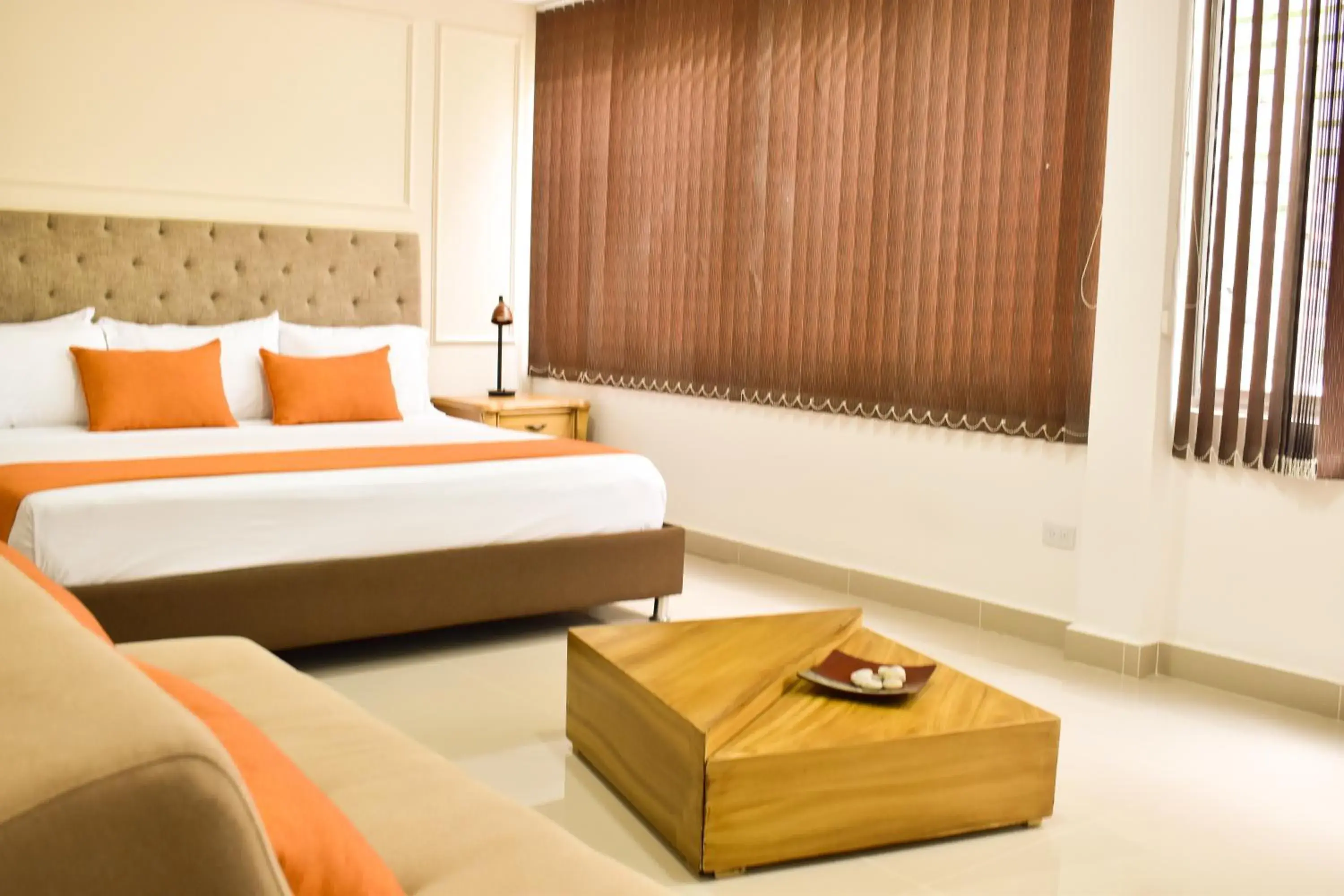 Superior King Room in Hotel Cafe Cafe Avenida Superior King Room in Hotel Cafe Cafe Avenida