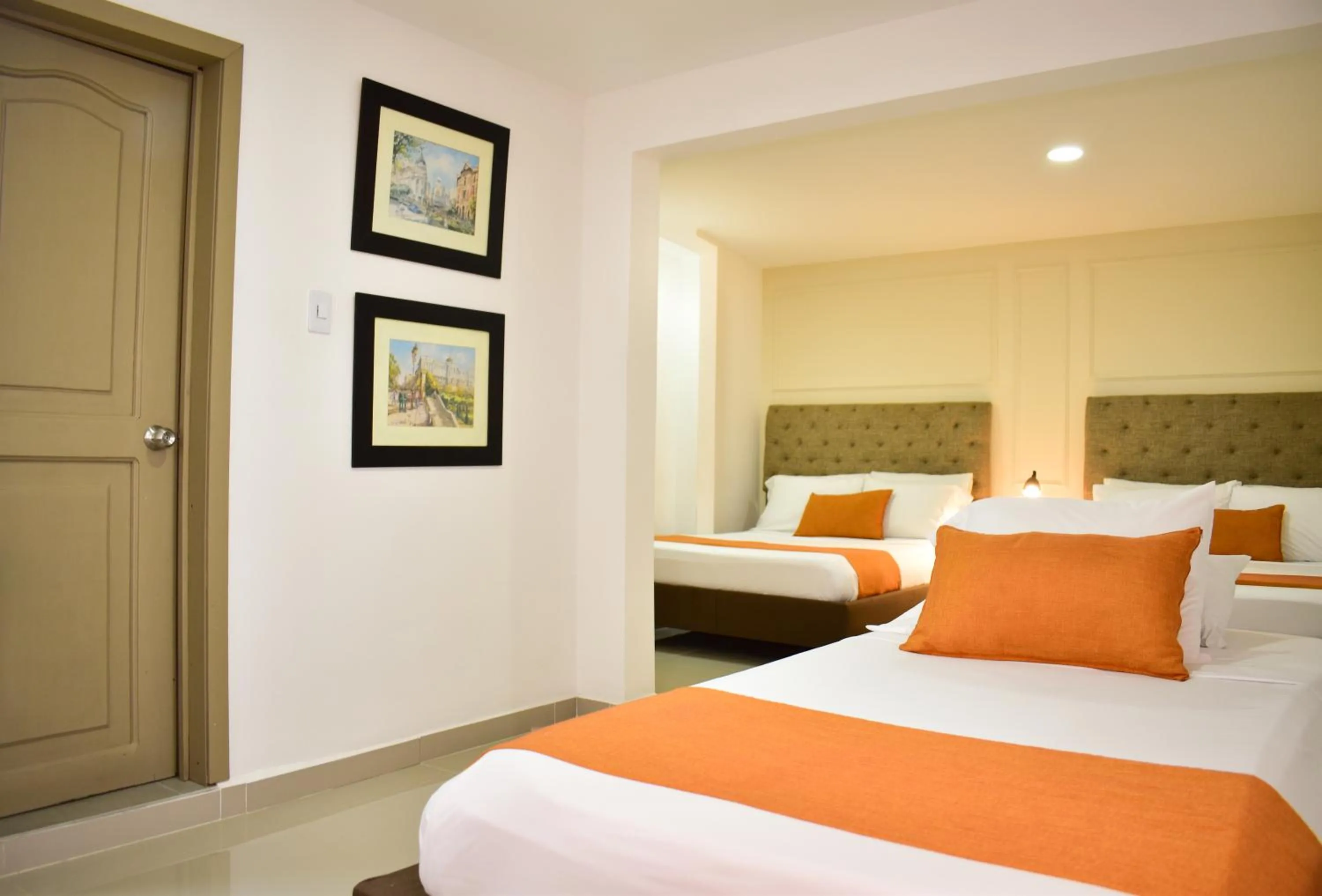 Bed in Hotel Cafe Cafe Avenida