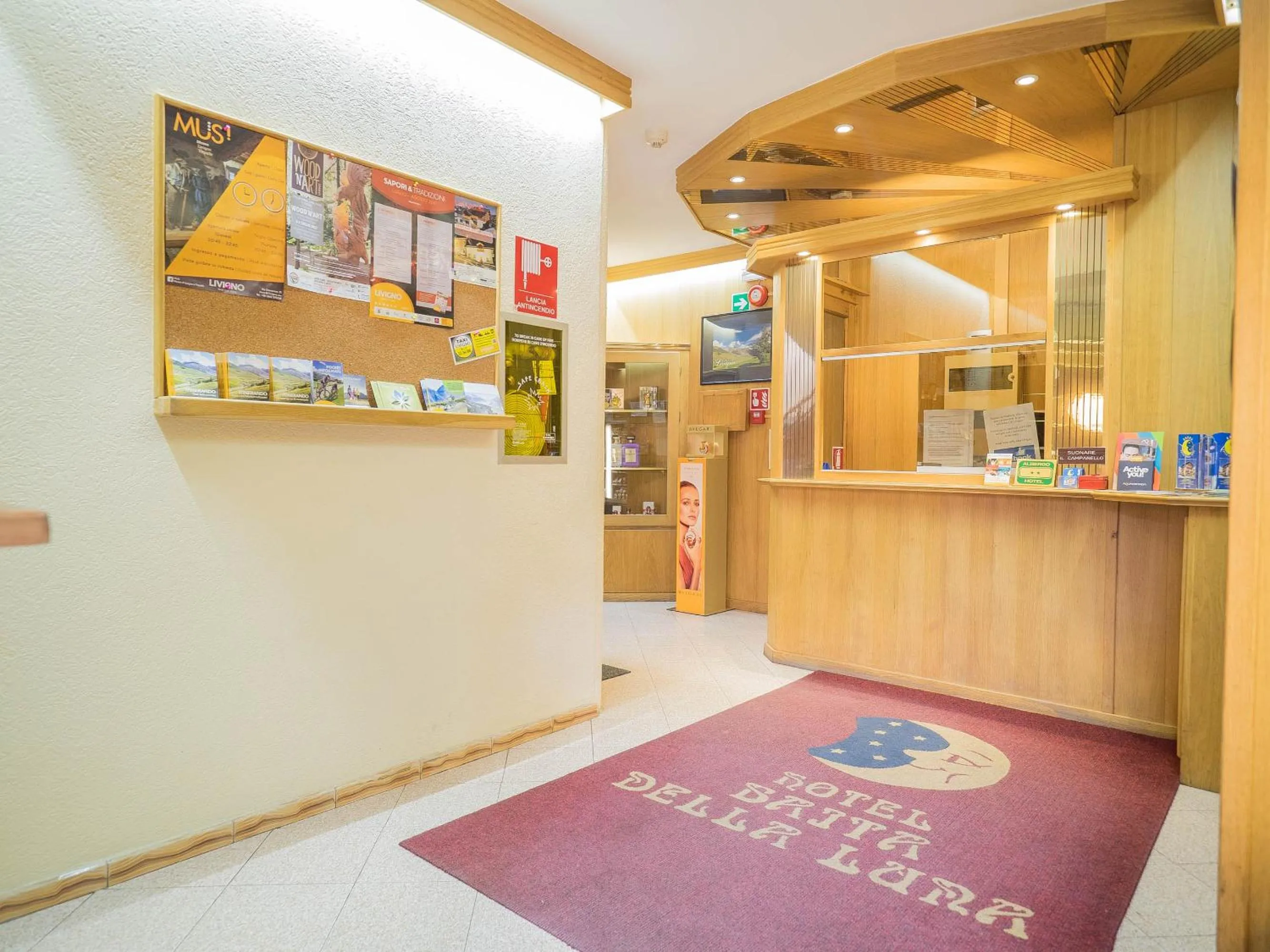 Lobby or reception in Hotel Baita della Luna