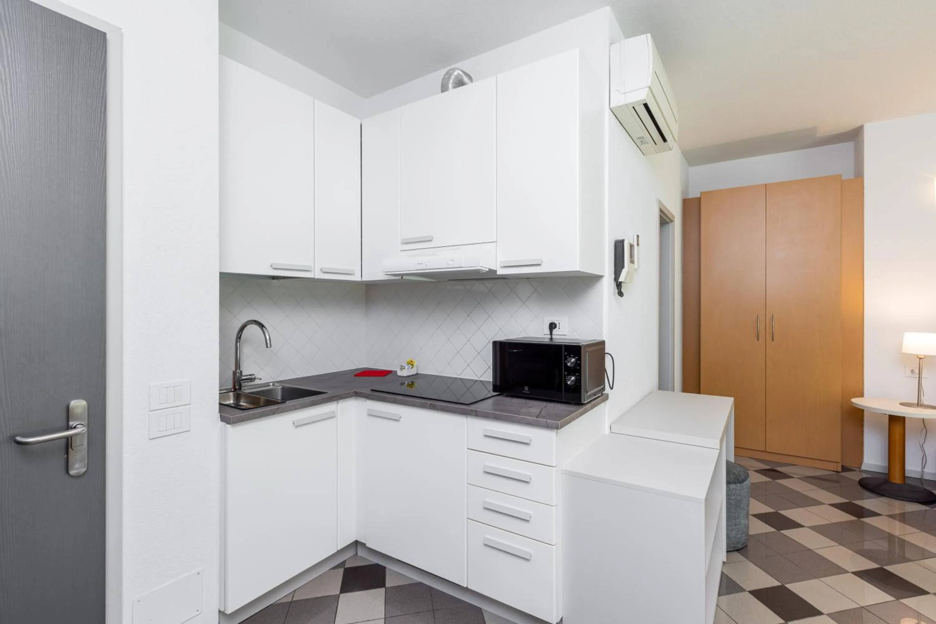 Kitchen or kitchenette in Piazzi House