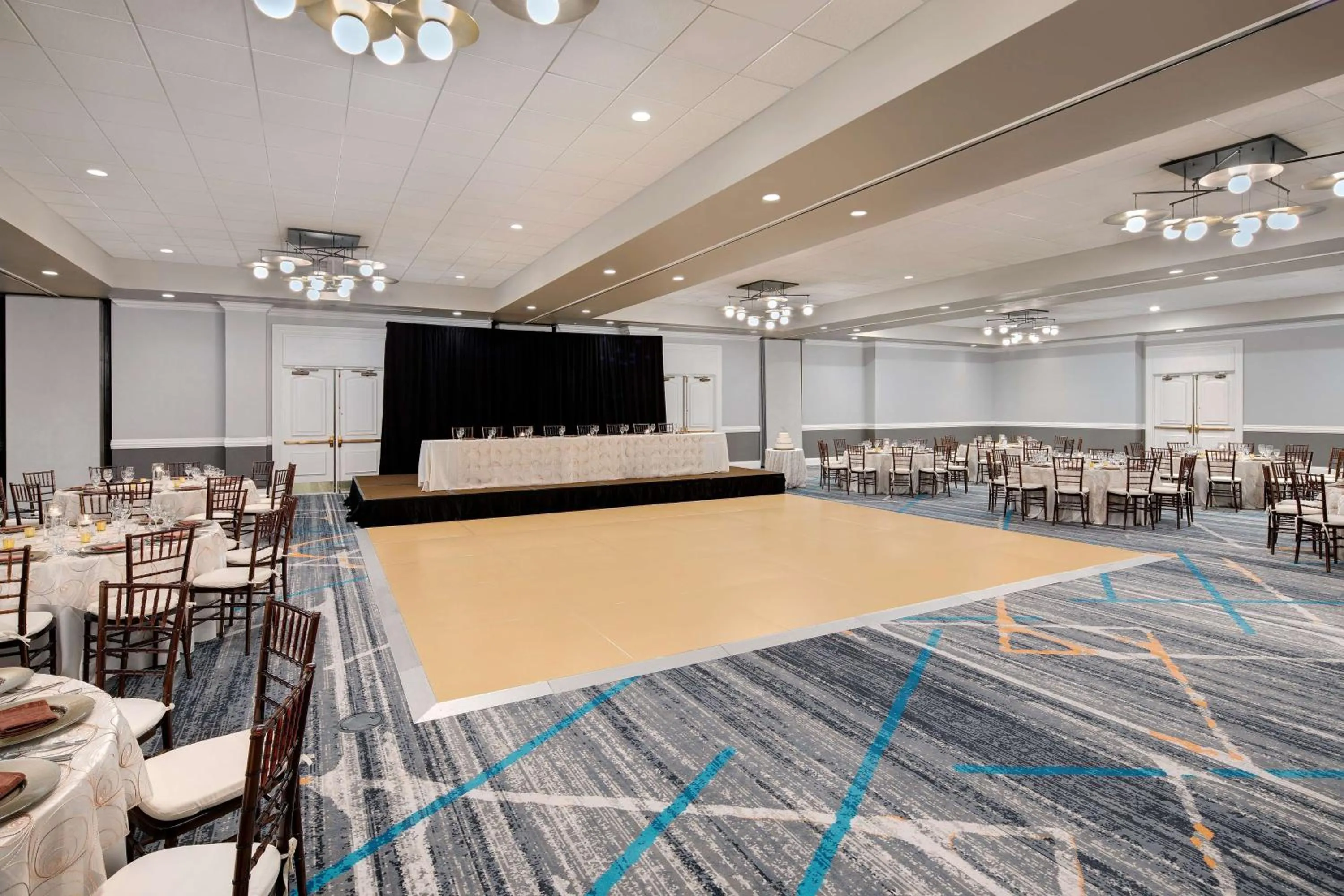 Meeting/conference room in Embassy Suites by Hilton San Rafael Marin County